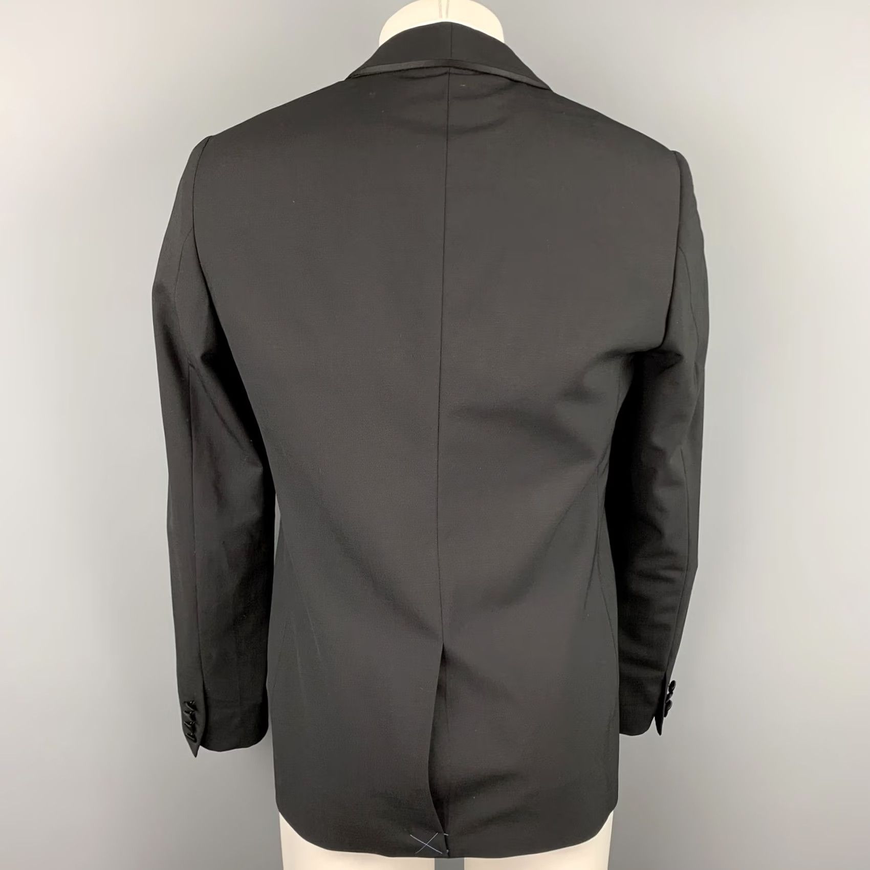 Lanvin LANVIN Sport Coat Black Wool/Lycra Shawl Lapel Tuxedo Jacket - Size 40, Men, Regular Fit, Italy, Solid, 40 Chest, 27 Sleeve Size 40R - 3 Thumbnail