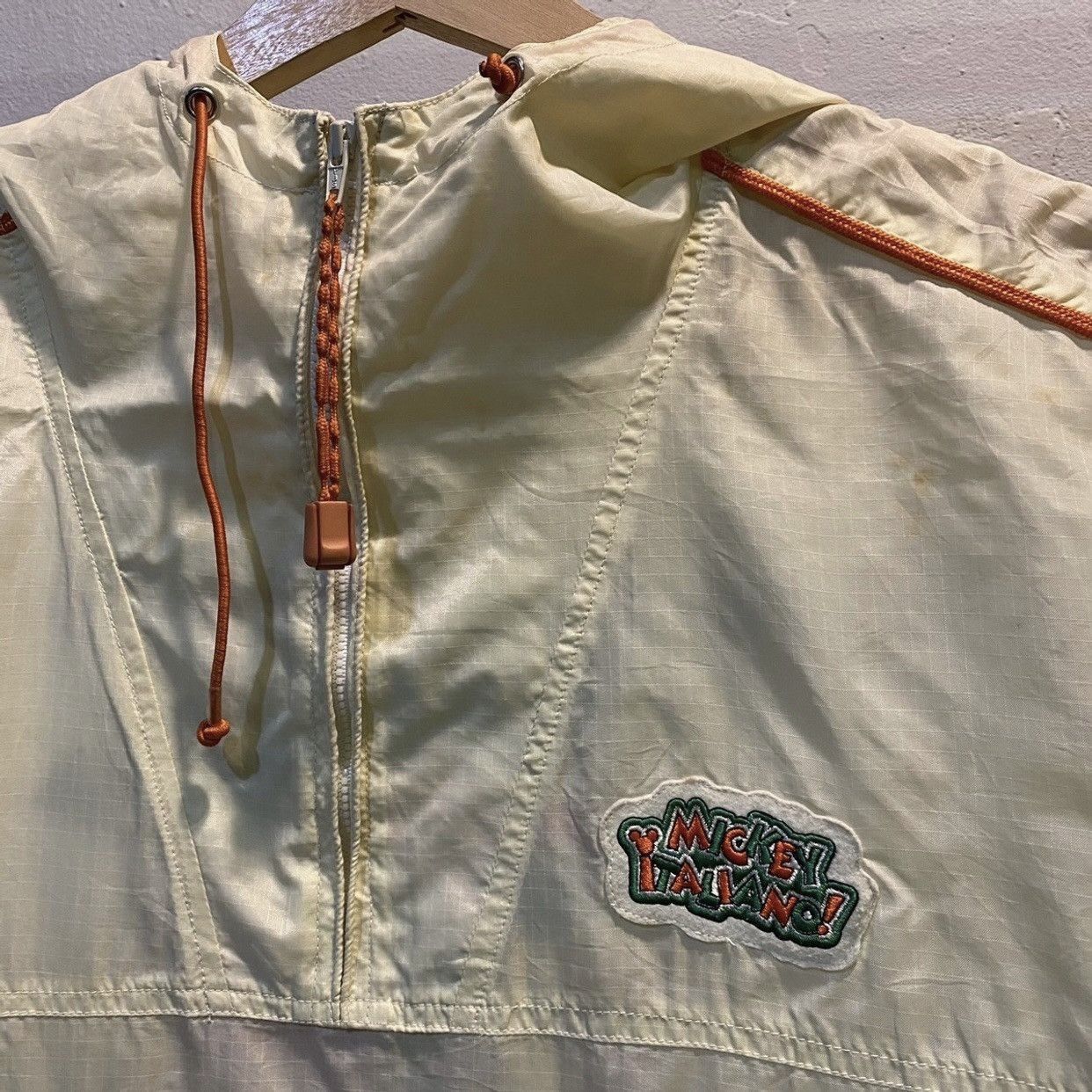 Disney Vintage Disney Mickey Mouse Italiano Large Anorak Jackets Size US L / EU 52-54 / 3 - 3 Thumbnail