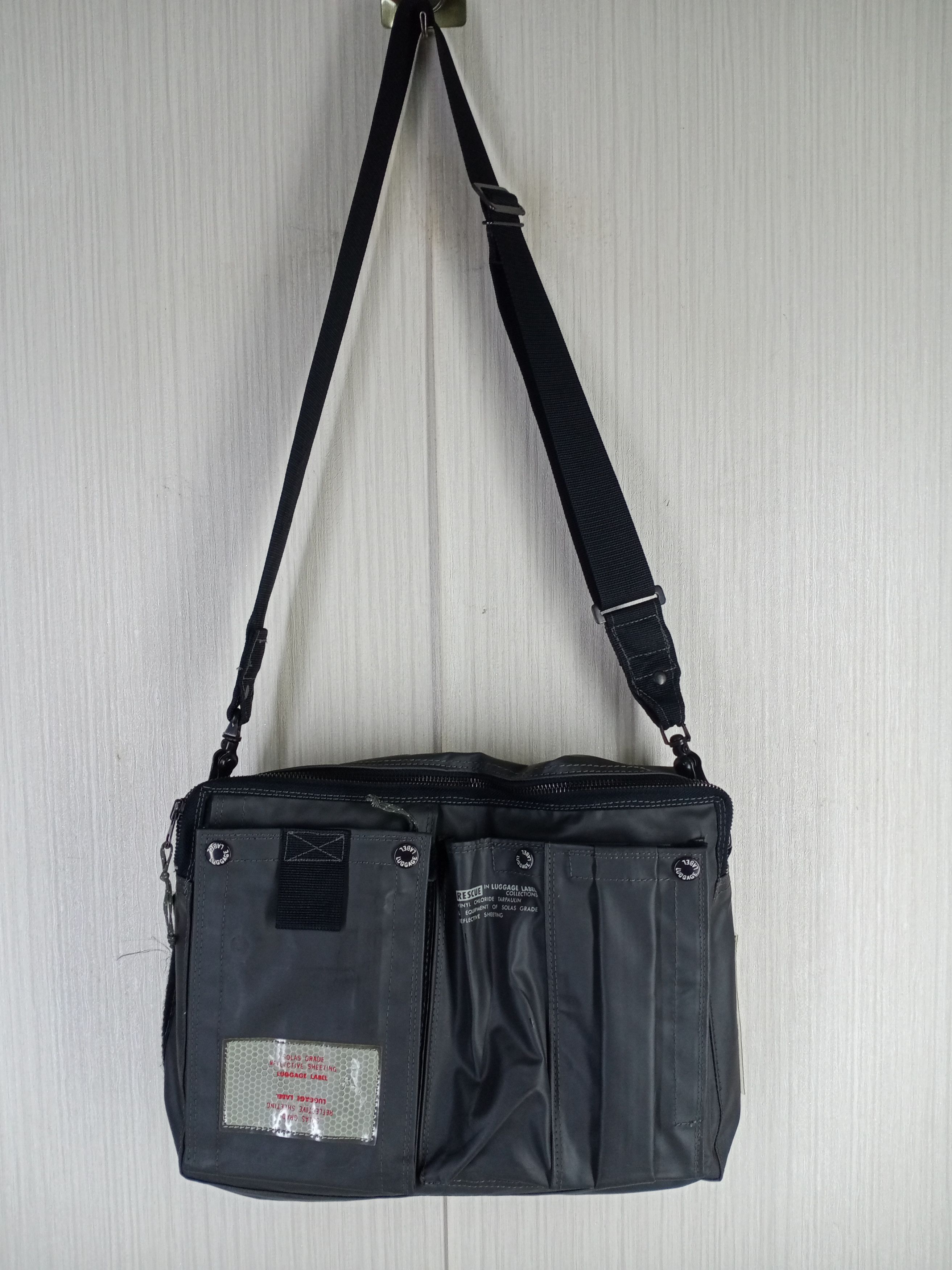 Japanese Brand Rare Vintage Rescue Luggage Label Sling Bag Size ONE SIZE - 1 Thumbnail