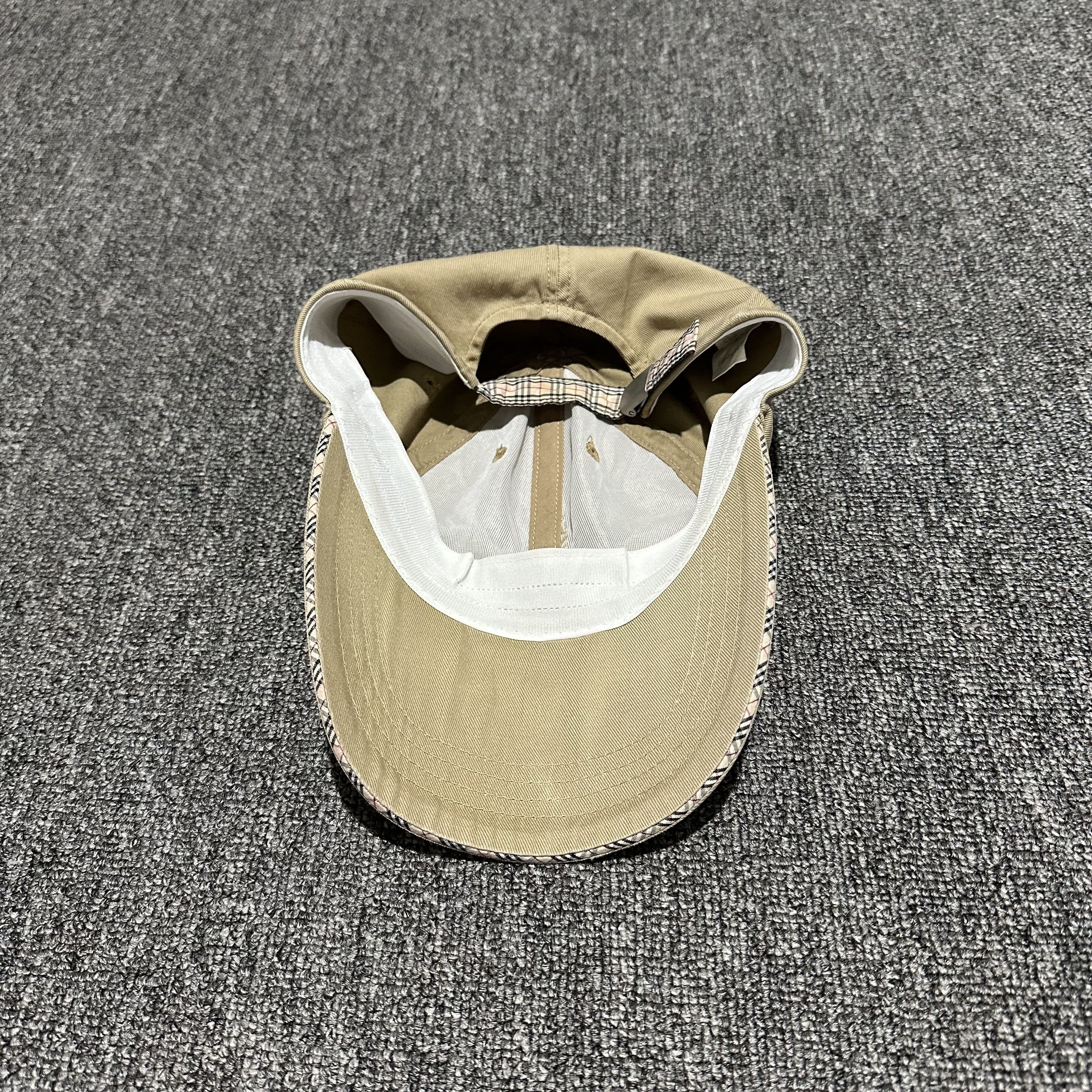 Burberry Burberry Hats Size ONE SIZE - 5 Thumbnail