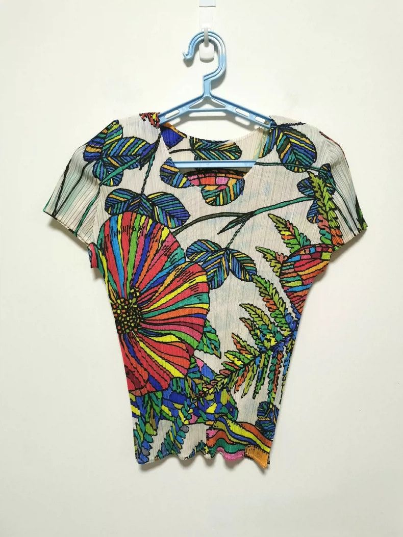 Issey Miyake Issey Miyake size:3 Tropical rainforest short-sleeved top Size XS / US 0-2 / IT 36-38 - 1 Thumbnail