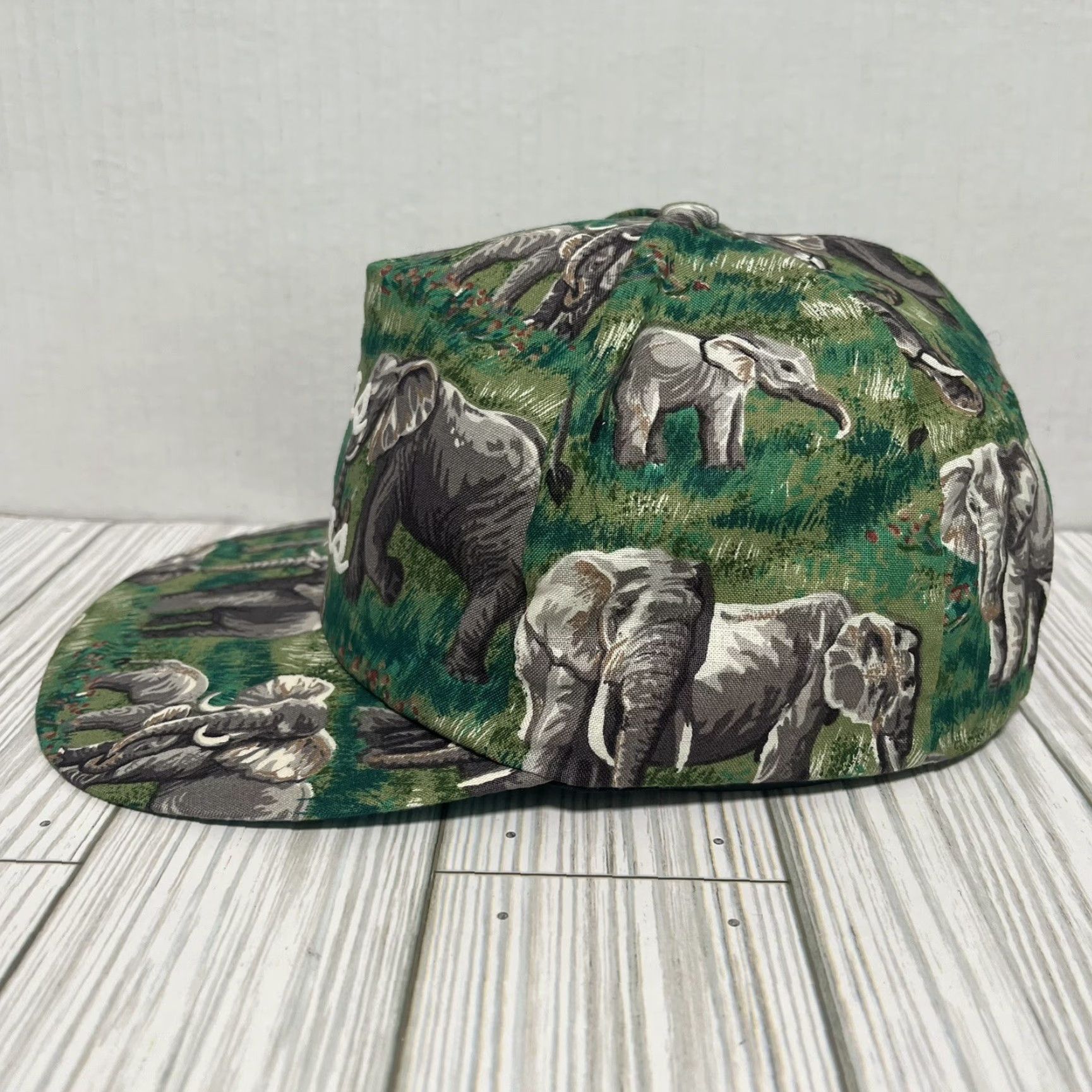 Vintage VINTAGE Snap-Back Trucker Hat Cap One Size Green Elephant All Over Print AOP Jungle Las Vegas Mens Baseball Hat Size ONE SIZE - 4 Thumbnail