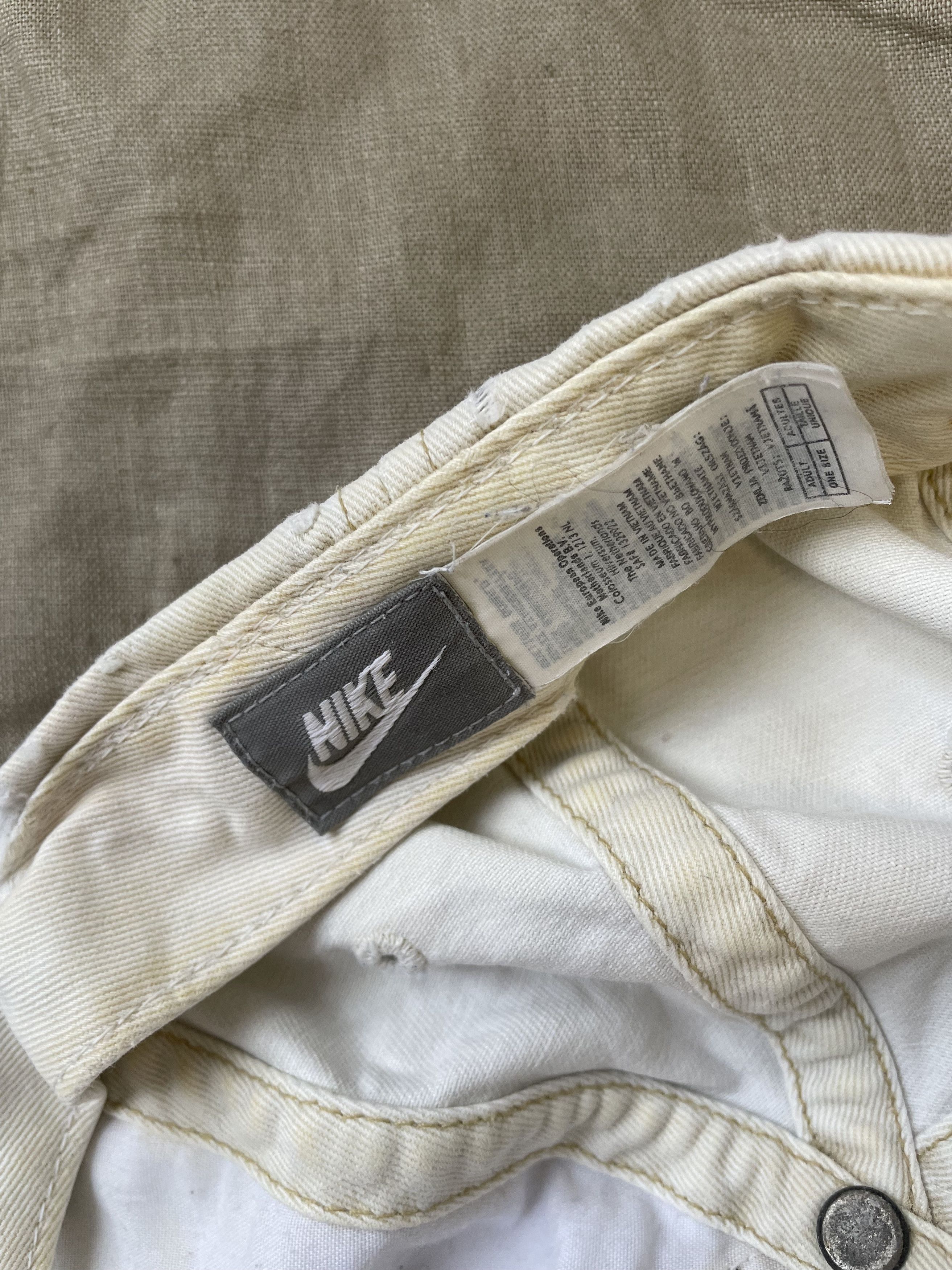 Nike Nike Berlin Distressed Vintage y2k Cap 6082AC2 Size ONE SIZE - 3 Thumbnail