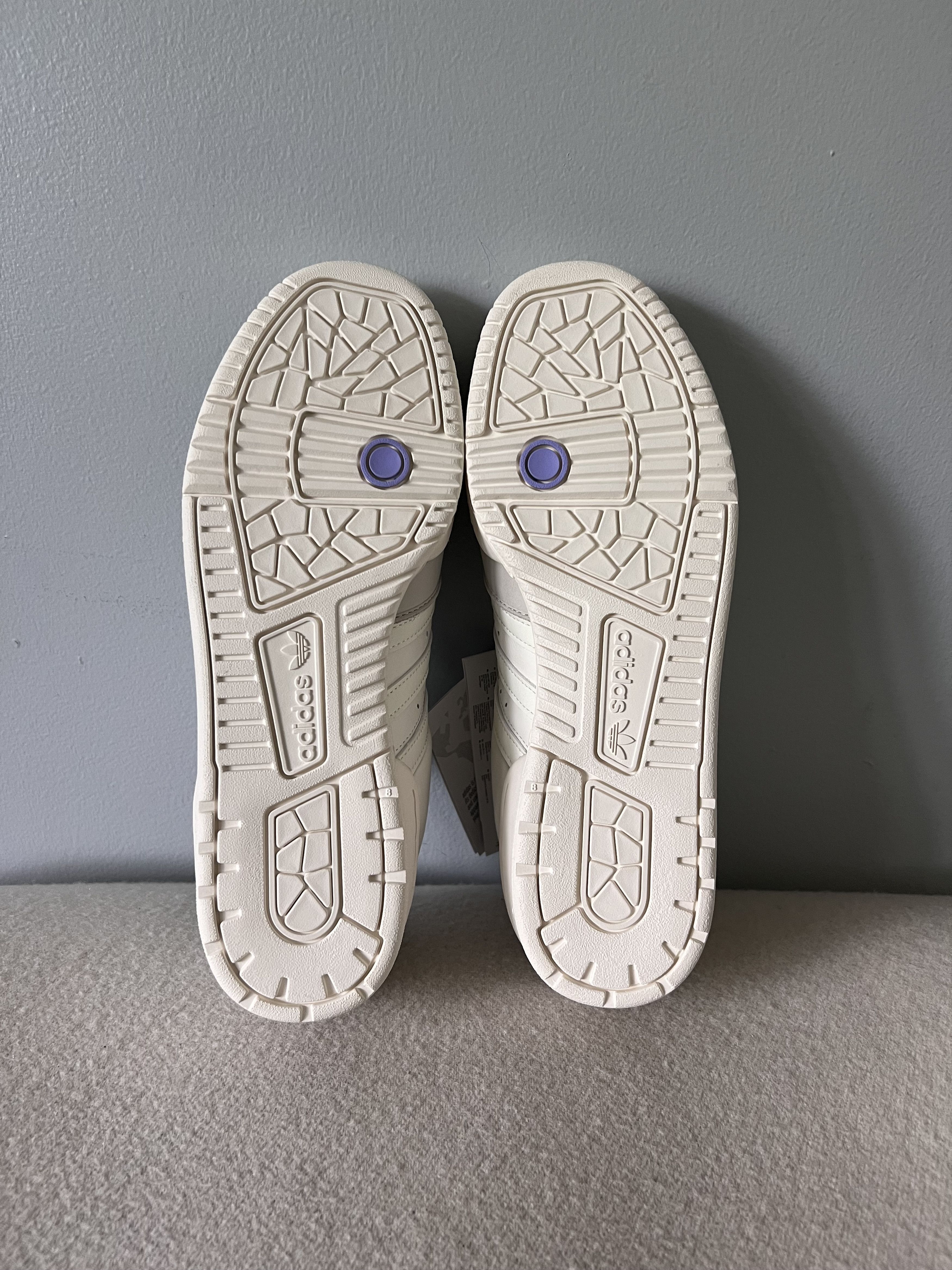 Adidas BSTN Adidas Rivaly 86 Low Real Madrid RM UV2 in White Size US 10.5 / EU 43-44 - 8 Thumbnail