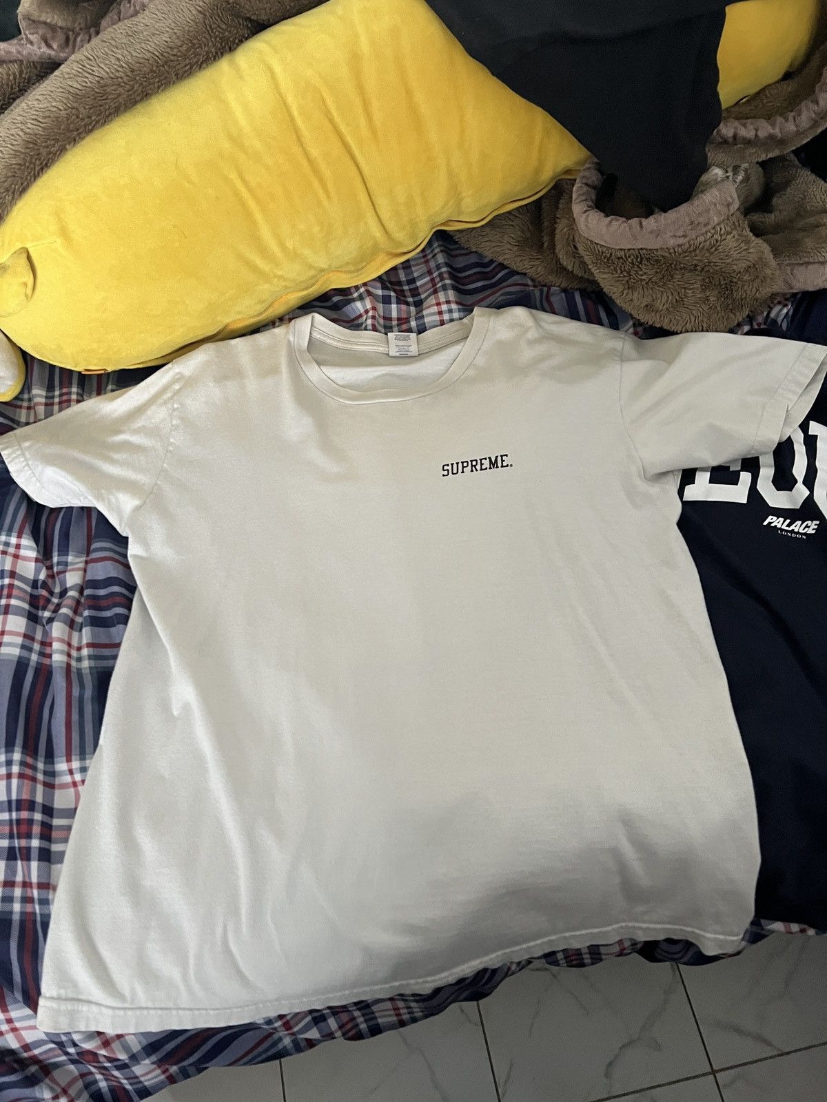 Supreme AKIRA Syringe Tee