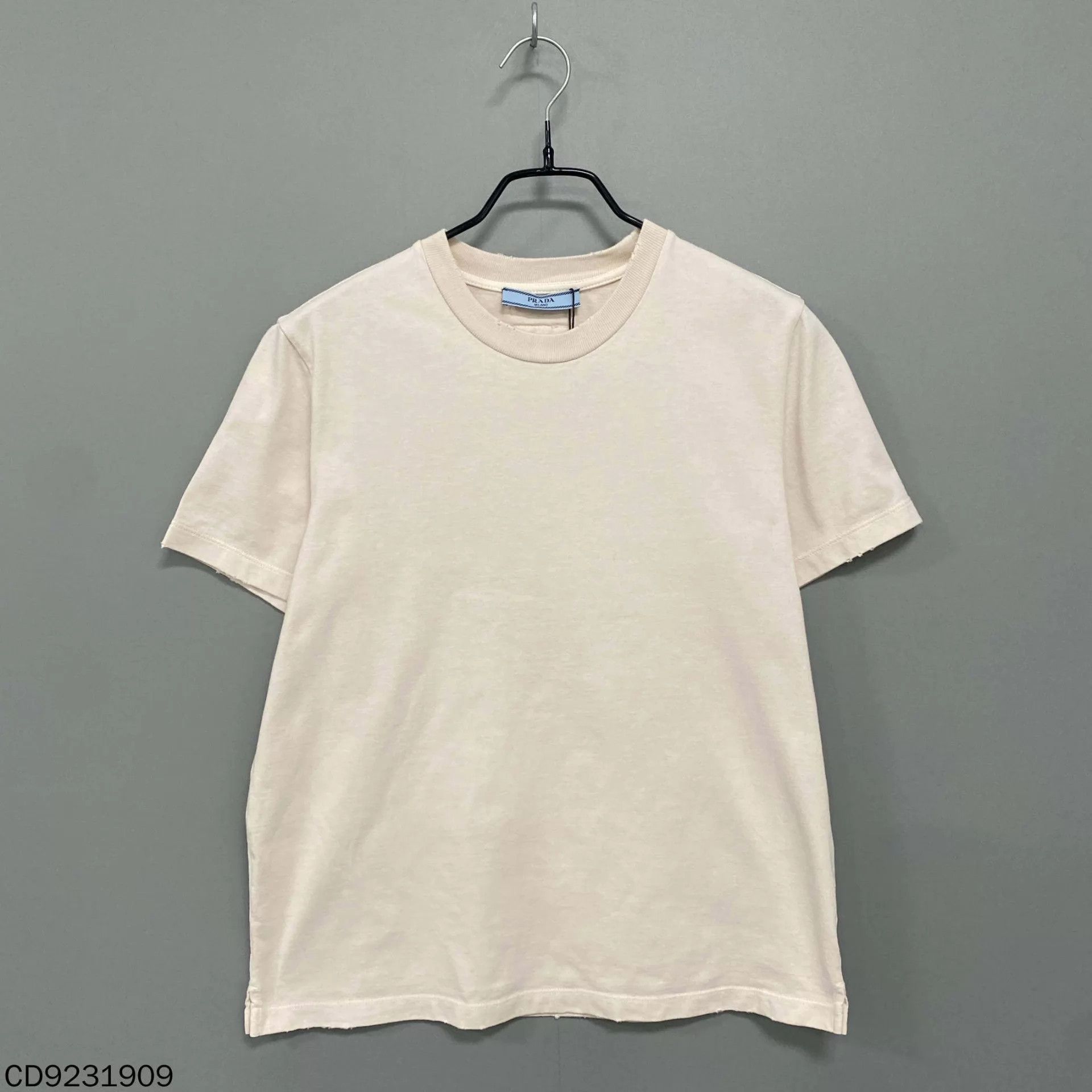 Prada PRADA Vanilla Distressed SS Tee M 99 New Size M / US 6-8 / IT 42-44 - 1 Thumbnail