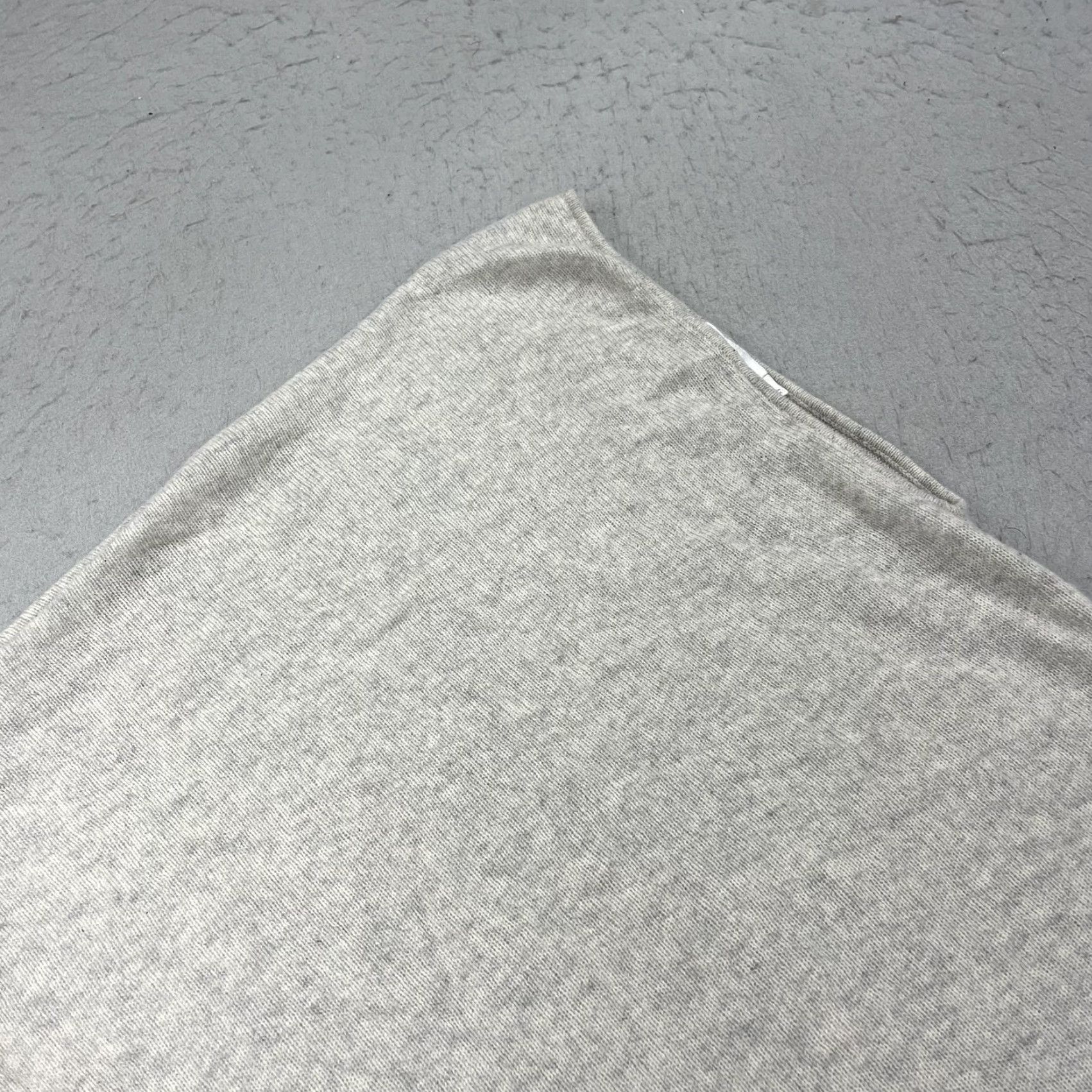 Peter Millar Peter Millar Sweater Womens One Size 100% Pure Cashmere Poncho Tunic NetJets Gray Solid Knit Luxury Size ONE SIZE - 2 Thumbnail