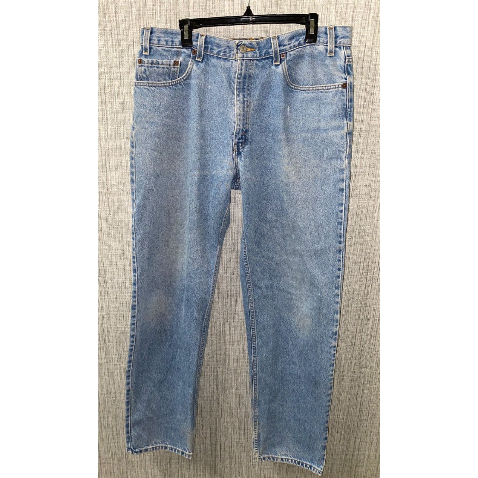 Levi's VINTAGE Levi’s Jeans Men 36 x 34 Blue Denim Relaxed Straight Leg Cotton Button Closure Straight Leg Denim Jeans Mens Regular Inseam 34 Vintage Size US 36 / EU 52 - 2 Thumbnail