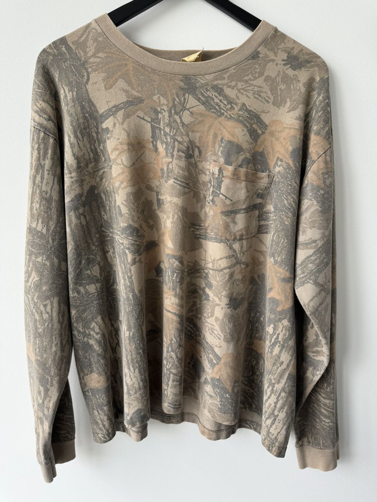 VINTAGE FADED REALTREE LONGSLEEVE 90S BOXY CROPPED