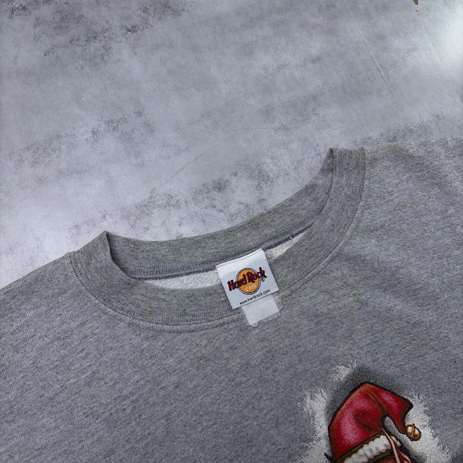 Hard Rock Cafe Vintage Hard Rock Cafe The Season To Rock Crewneck Sweater Size US M / EU 48-50 / 2 - 6 Thumbnail