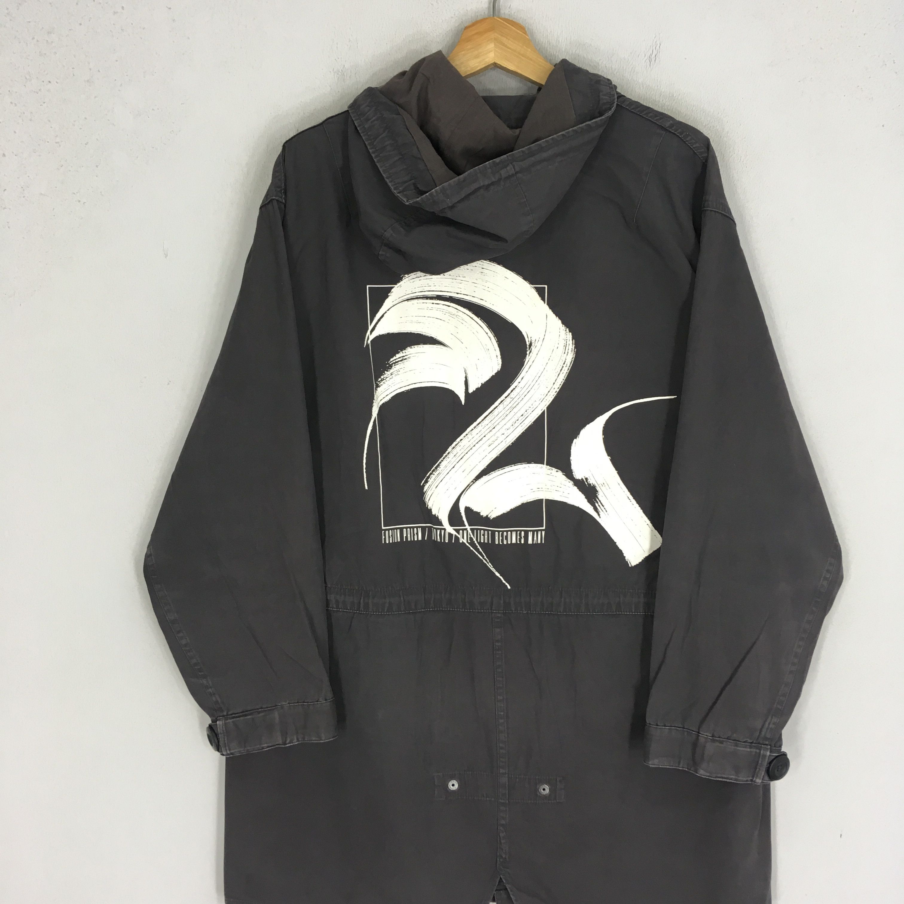GU GU X AEROSYN LEX MESTROVIC ARTWORK PARKAS HOODIE Size US M / EU 48-50 / 2 - 10 Thumbnail