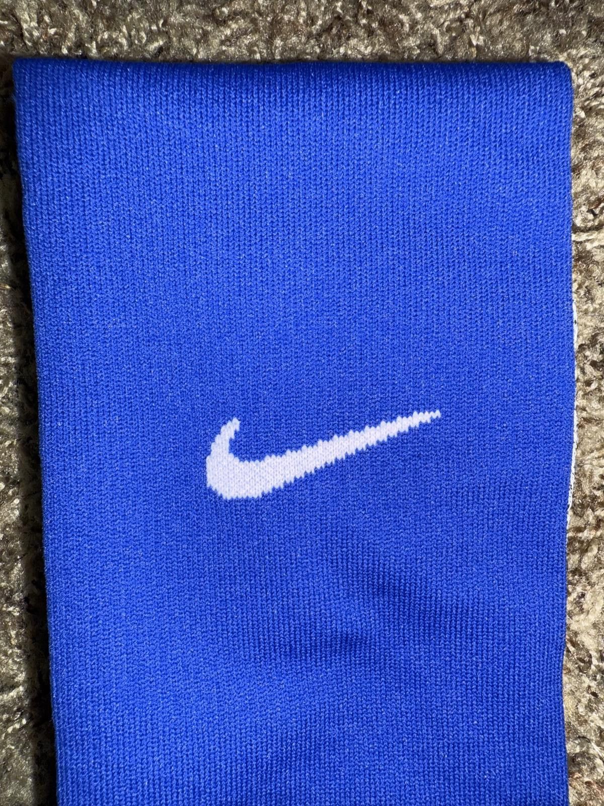Nike Nike Men’s USA 2025-26 Home Vapor Strike Knee-High Socks Sample Size ONE SIZE - 2 Thumbnail