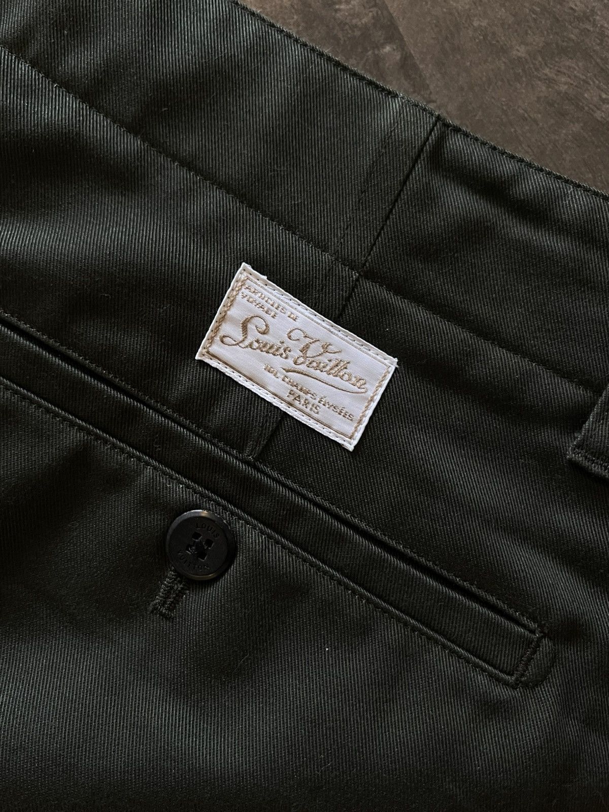 Louis Vuitton Louis Vuitton Straight Fit Casual Pants Size US 33 - 1 Thumbnail