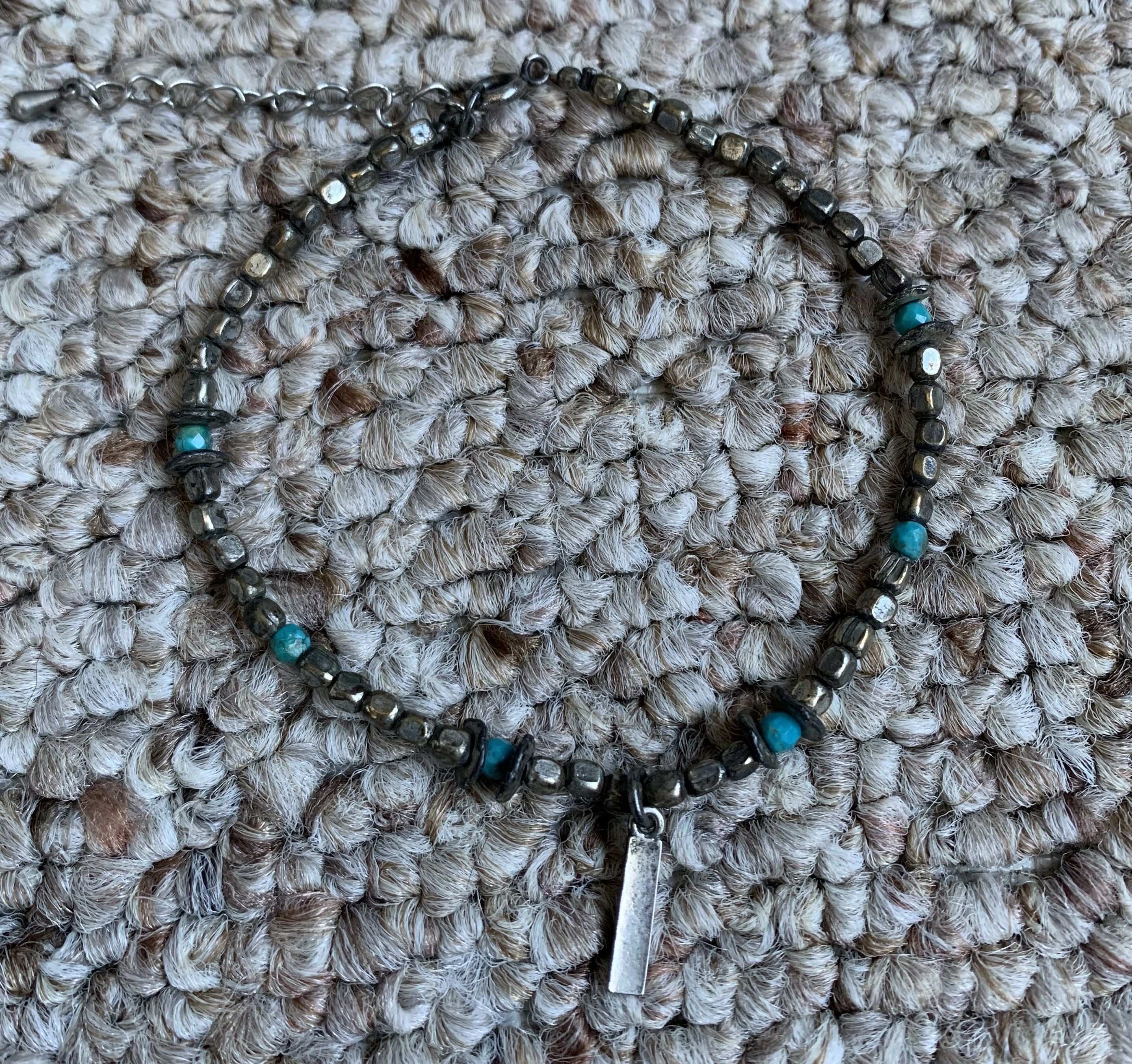 Number (N)ine Number (N)ine Beaded Turquoise Logo Bracelet Size ONE SIZE - 2 Thumbnail