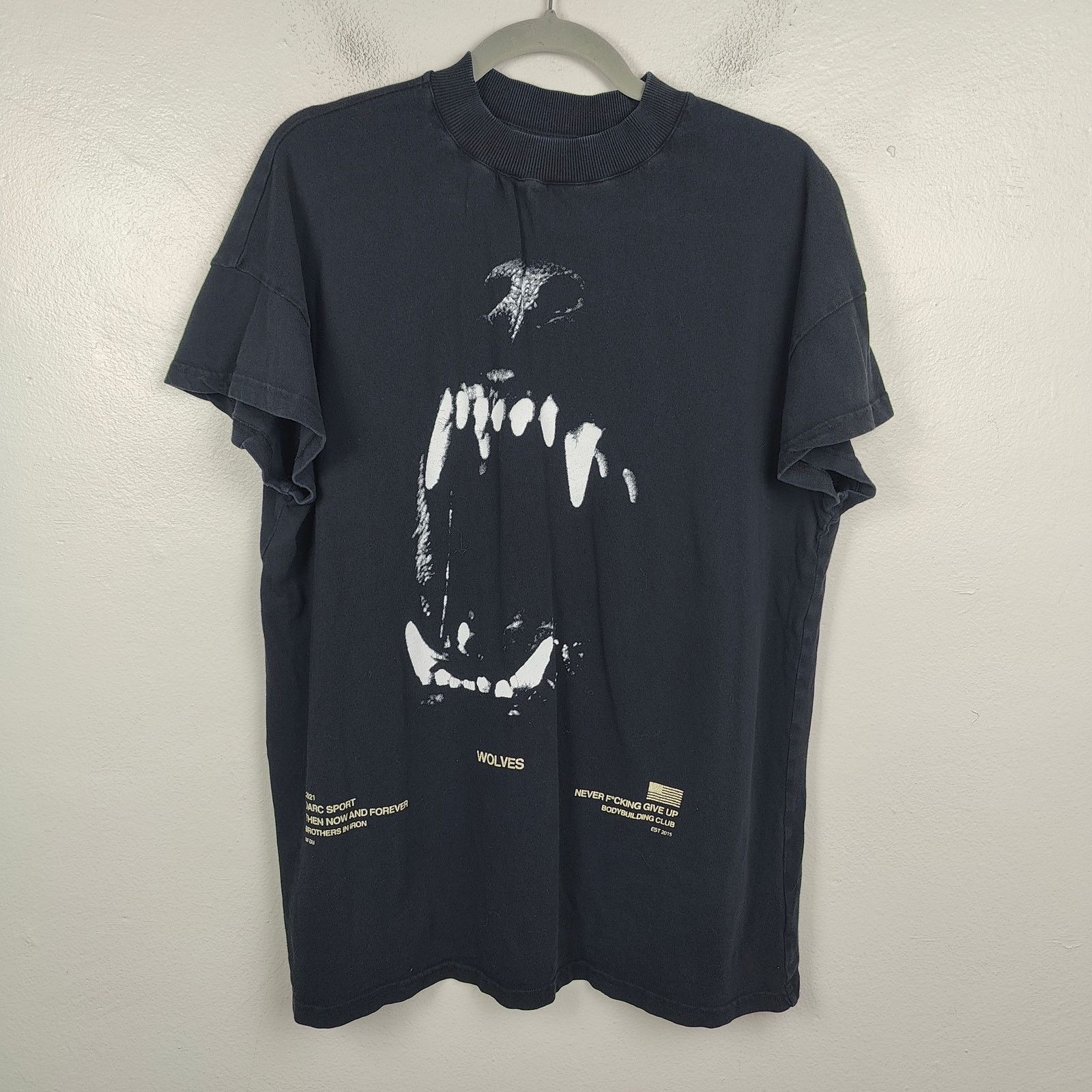 Darc Sport Darc Sport T-Shirt Mens Medium Black Wolves Teeth Size US M / EU 48-50 / 2 - 2 Thumbnail