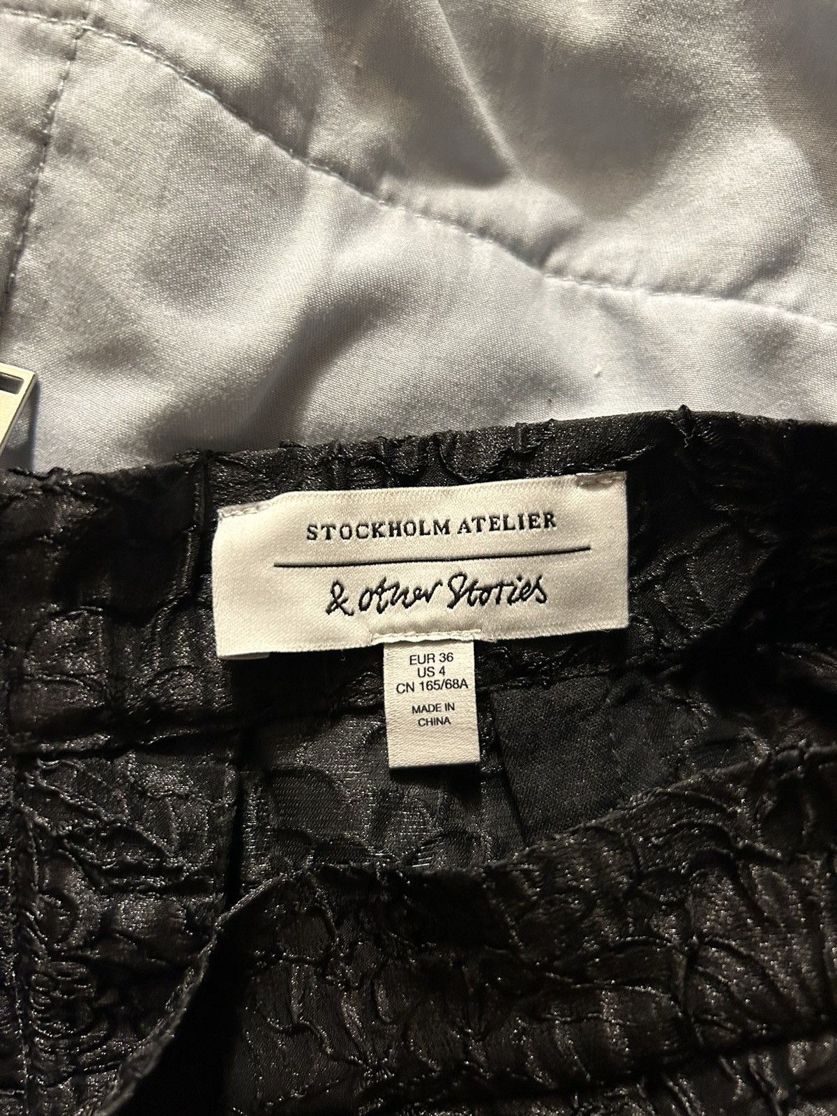 & Other Stories & other stories floral jacquard skirt Size 27" / US 4 / IT 40 - 6 Thumbnail