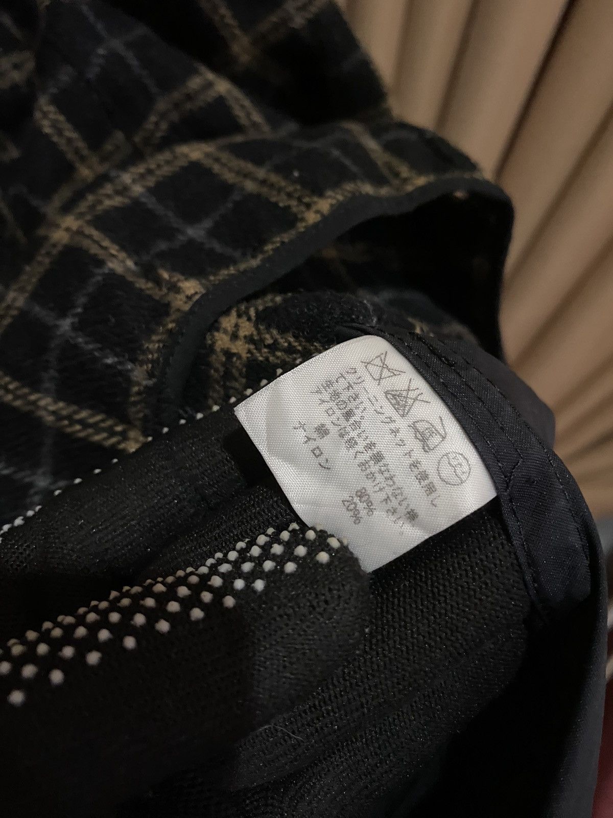 Issey Miyake Plantation Oversized Coat with Plaid Lining – Black Size US L / EU 52-54 / 3 - 7 Thumbnail