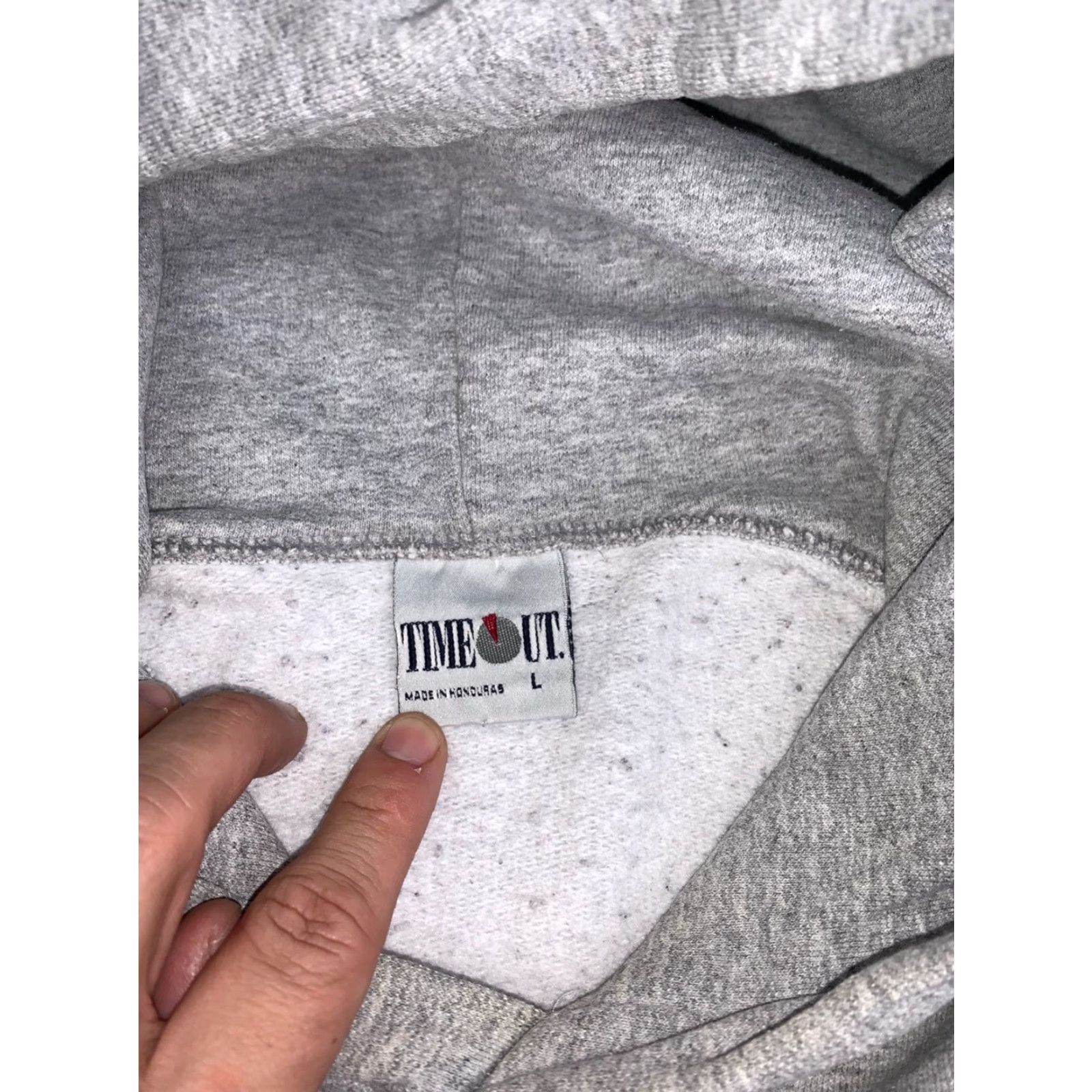Vintage VINTAGE Timeout Navy Hoodie Mens L Gray Pullover Embroidered Heavyweight Hooded Pockets 90s Mens Size US L / EU 52-54 / 3 - 2 Thumbnail