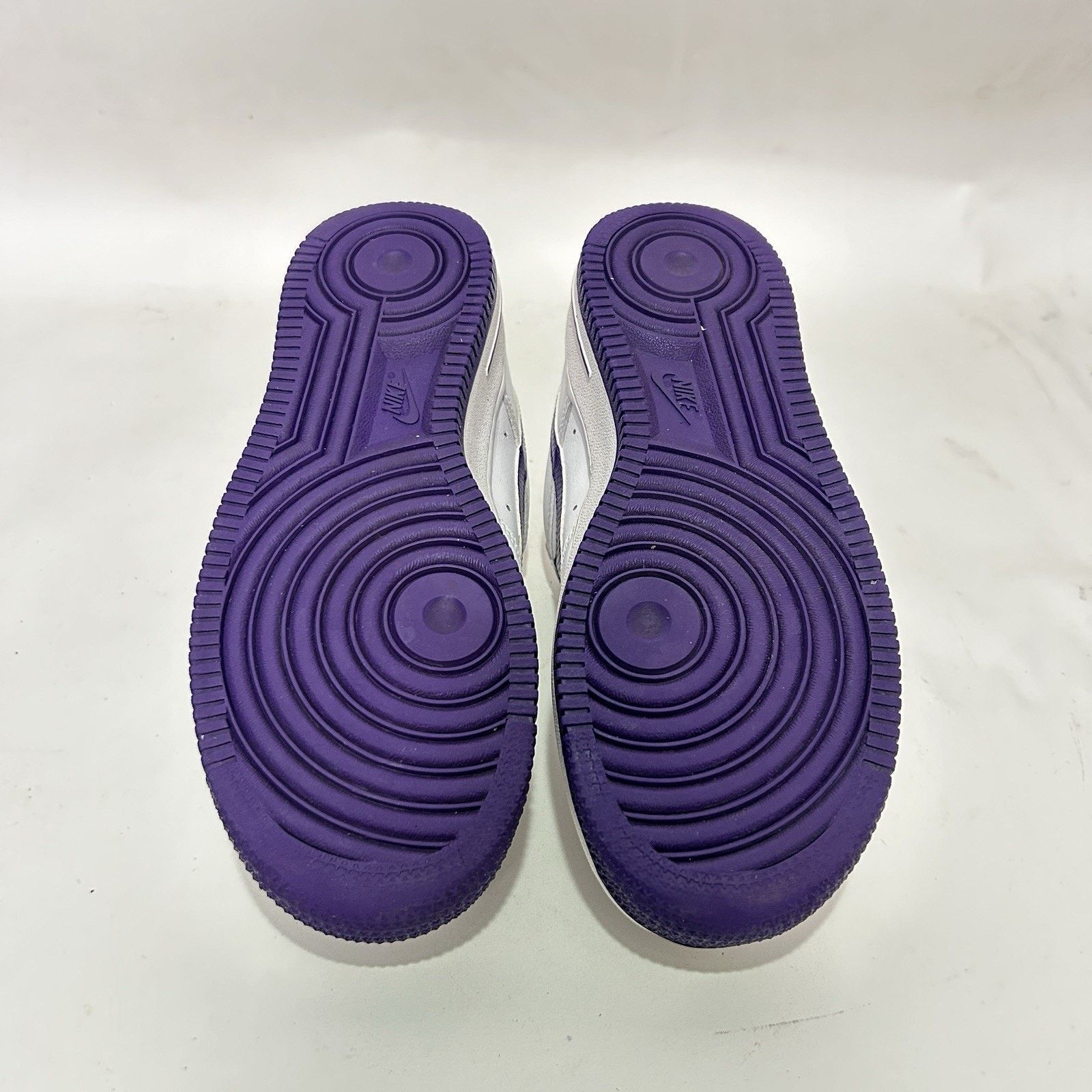 Nike Nike Air Force 1 ‘07 WMNS “White Club Purple” Size US 6.5 / IT 36.5 - 7 Thumbnail