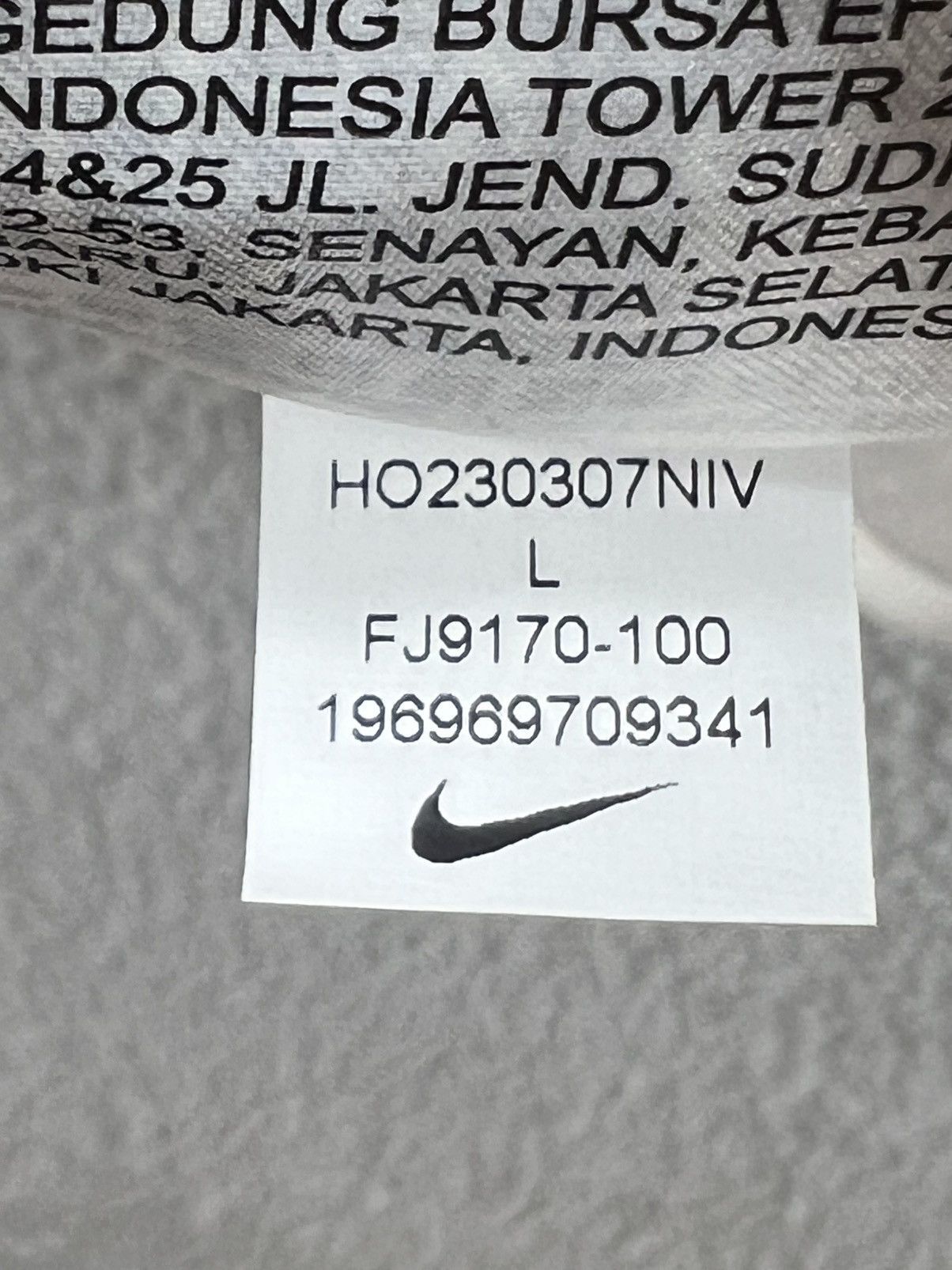Nike Nike Music Is In The Air White Men’s T-Shirt HV6892-100 Size US L / EU 52-54 / 3 - 5 Thumbnail