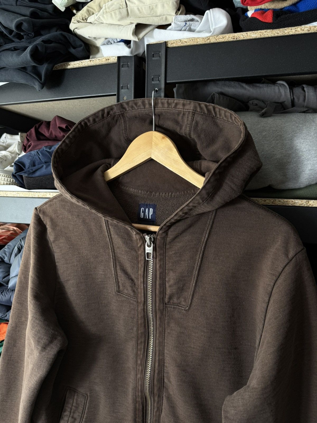Gap Vintage GAP Brown Zip Hoodie Full Zip Faded Distressed Size US S / EU 44-46 / 1 - 2 Thumbnail