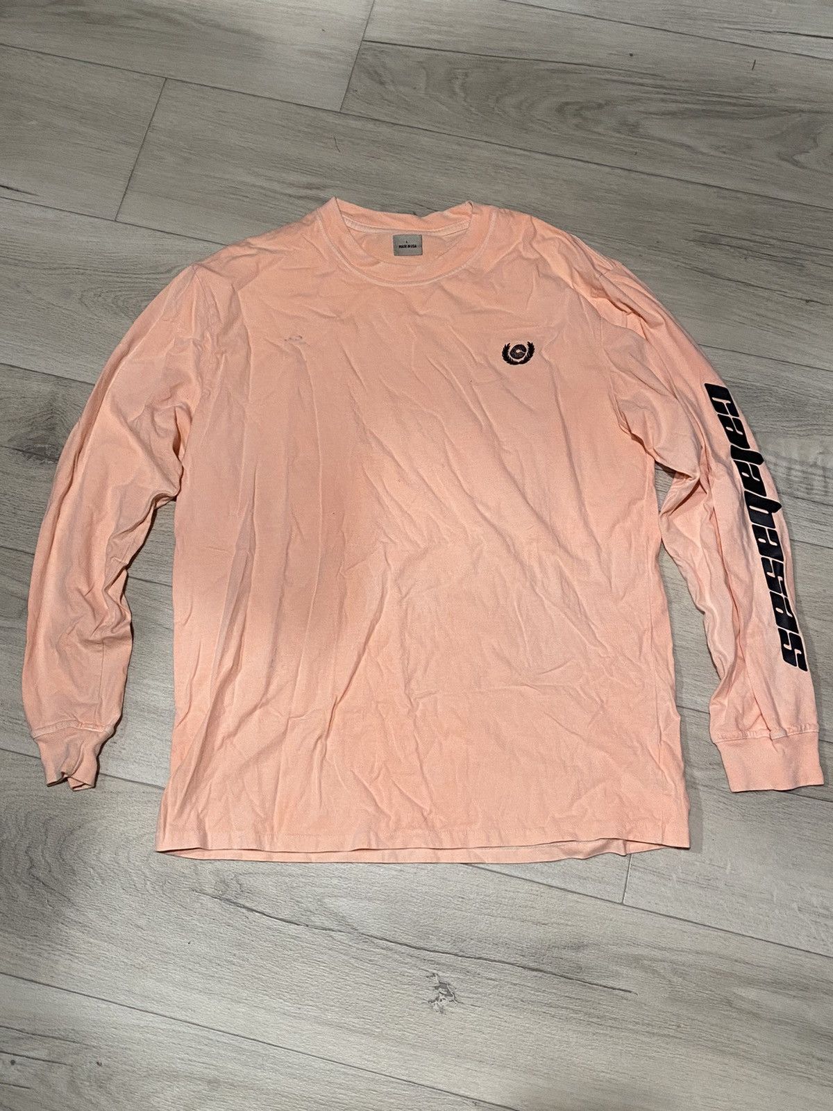 Yeezy Yeezy Calabasas Peach Long Sleeve Size US L / EU 52-54 / 3 - 1 Thumbnail