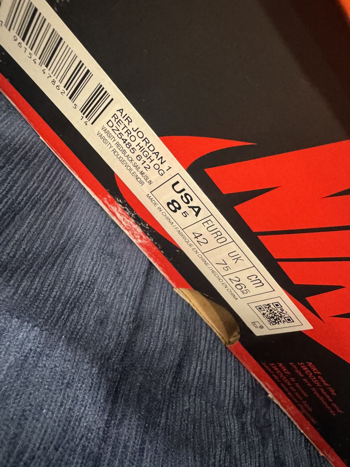 Nike Nike Jordans Lost and Found Size US 8.5 / EU 41-42 - 4 Thumbnail