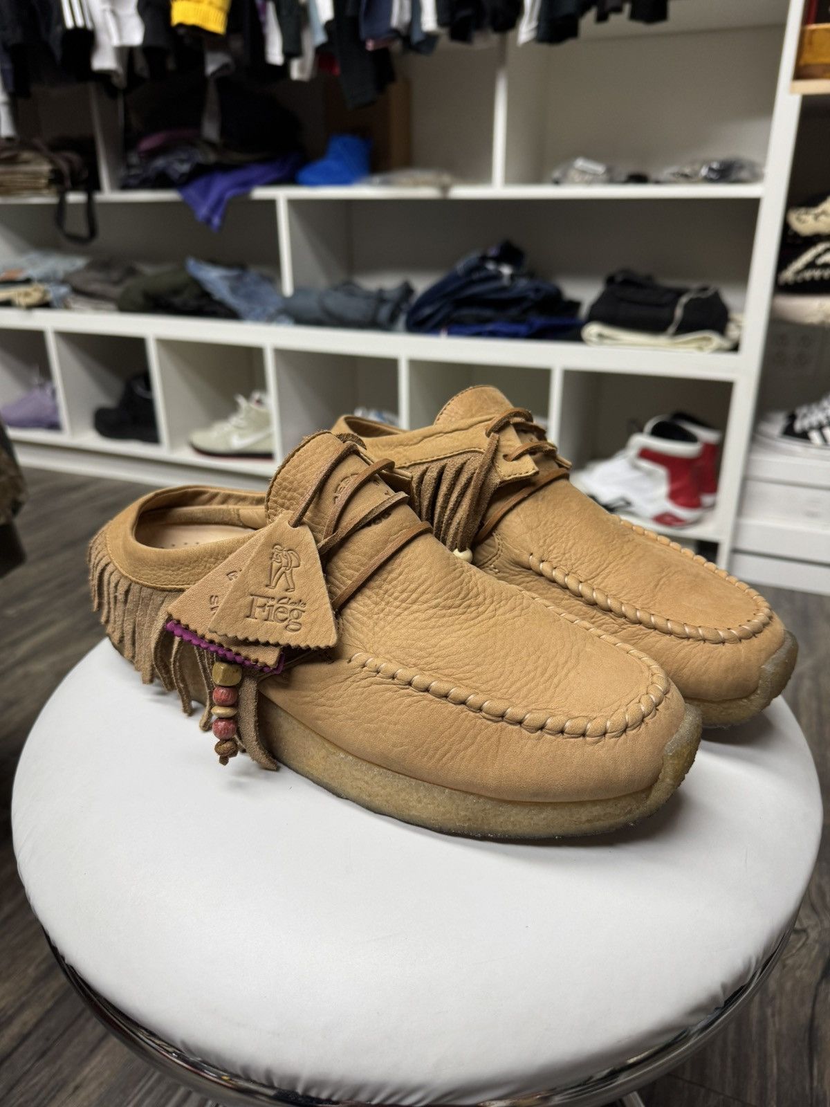 Clarks × Ronnie Fieg Clarks x Ronnie Fieg x Rebels to Dons Size US 10.5 / EU 43-44 - 2 Thumbnail