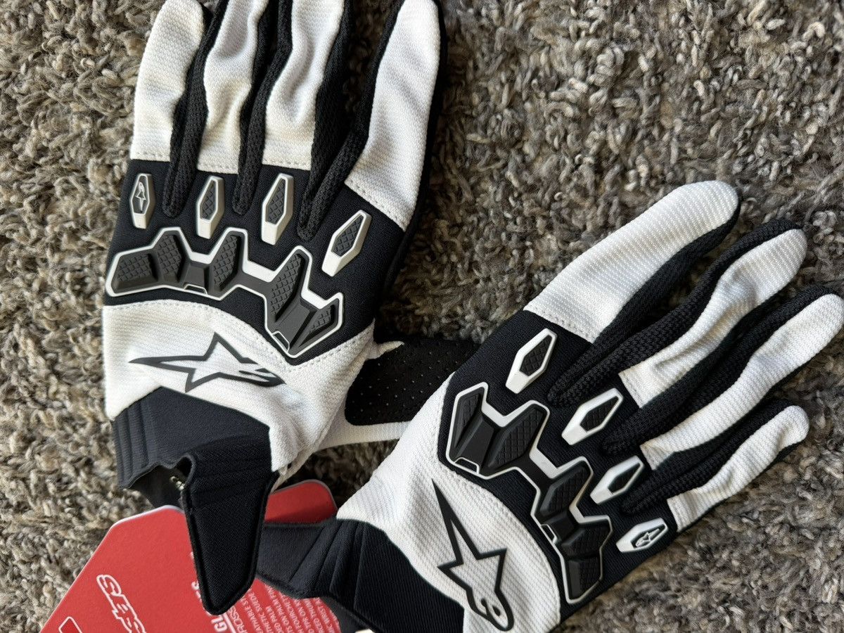 Alpinestars White/Black Alpinestars Motocross gloves 2026 Size ONE SIZE - 2 Thumbnail