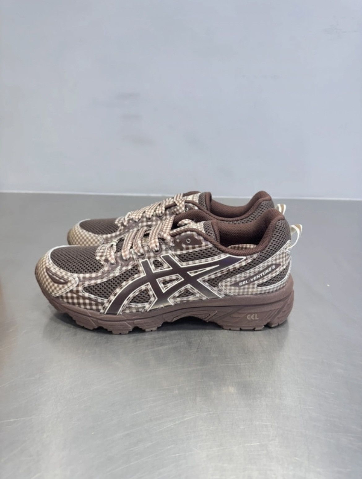 Asics Asics x Story mfg. Gel-Venture 6 Reddish Brown Size US 9 / EU 42 - 4 Thumbnail