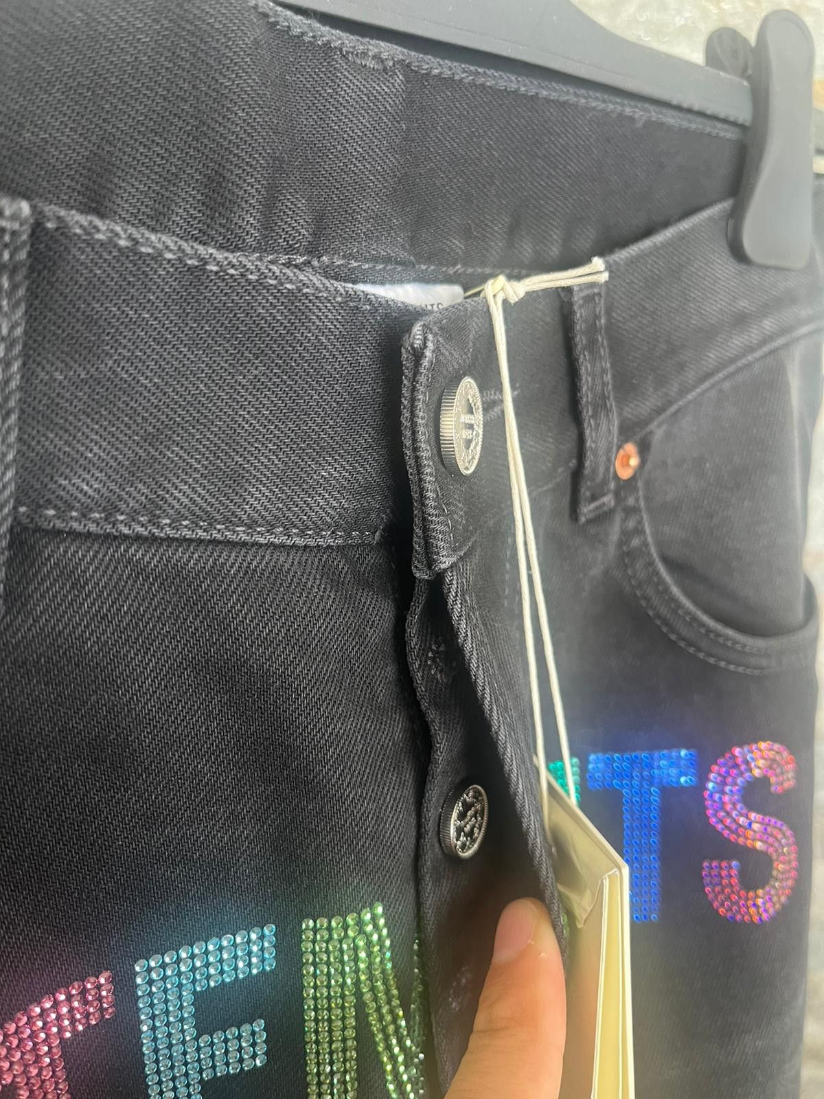 Vetements Multicolor Rainbow Crystal Logo Straight Leg Denim in Black Size US 30 / EU 46 - 8 Thumbnail