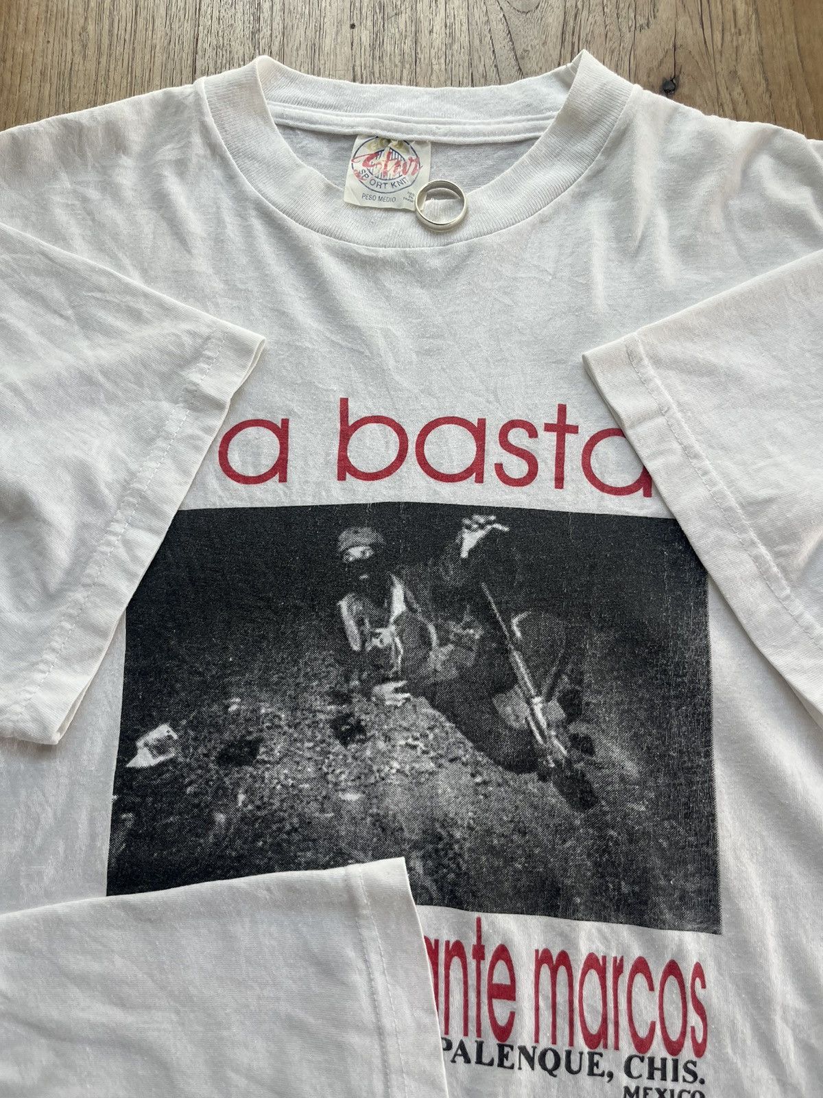 Vintage Vintage IYA Basra ! Sub comandante Marcos T-shirt Size US L / EU 52-54 / 3 - 6 Thumbnail
