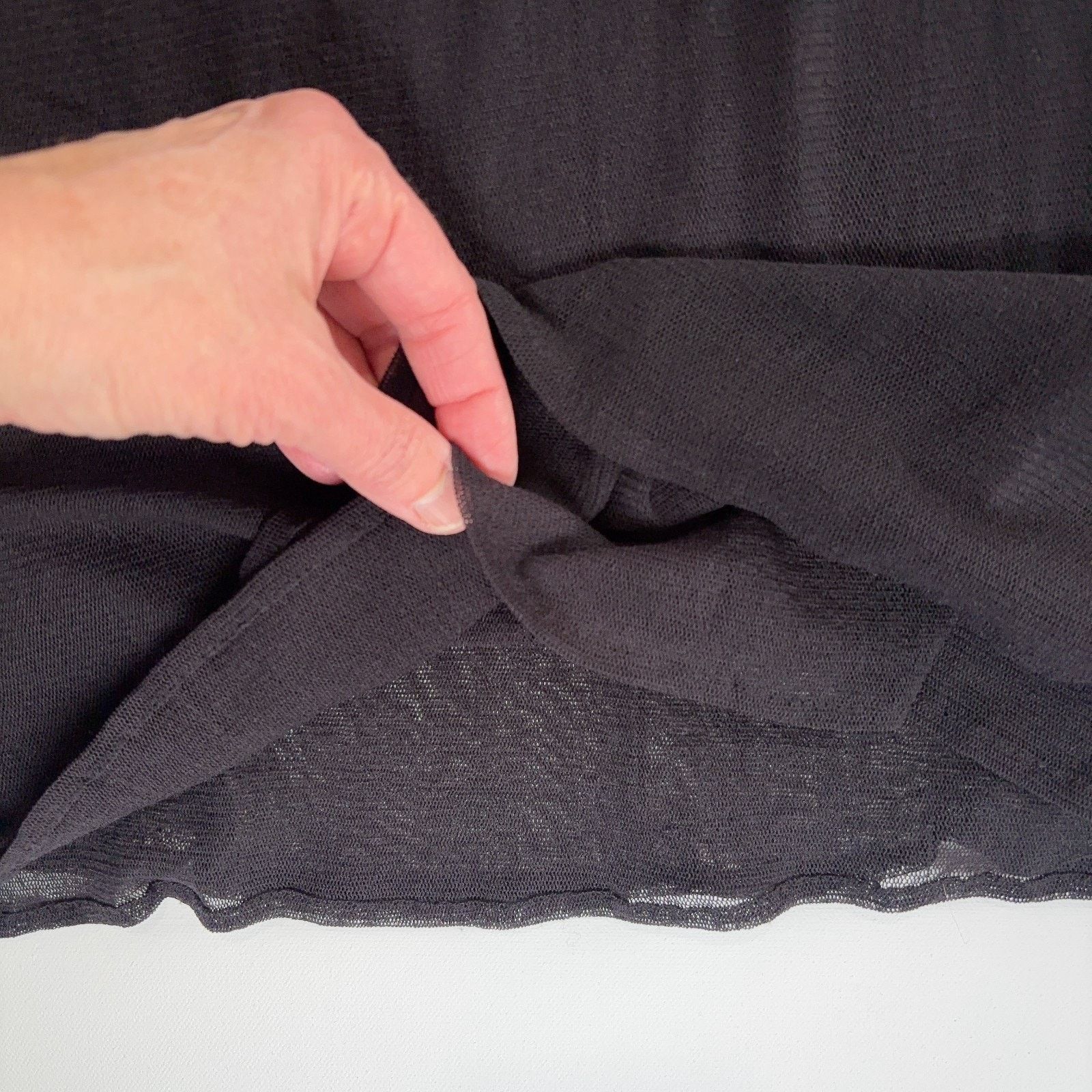 Vivienne Tam Vintage Vivienne Tam Black Mesh Skirt A-Line Size 2 Size 26" / US 2 / IT 38 - 6 Thumbnail