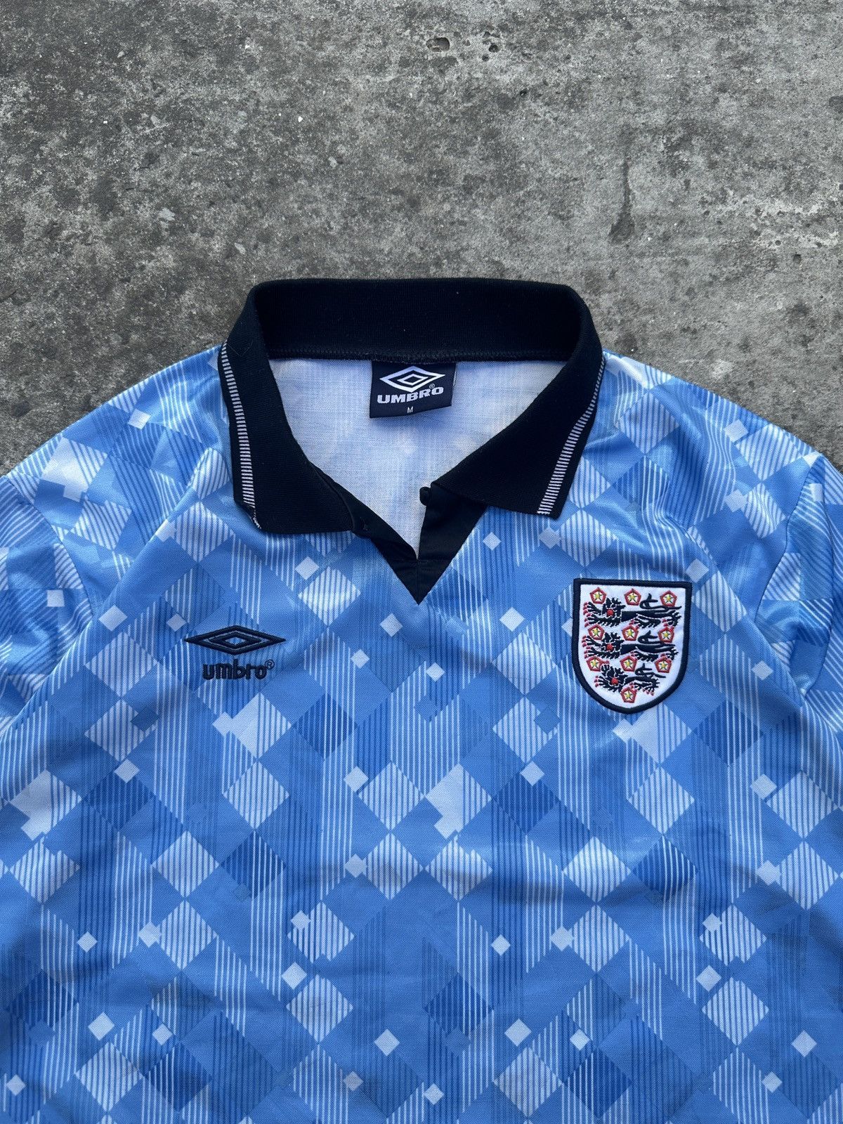 Umbro Vintage Umbro England Soccer Jersey Blokecore Style Rare VTg Size US M / EU 48-50 / 2 - 2 Thumbnail