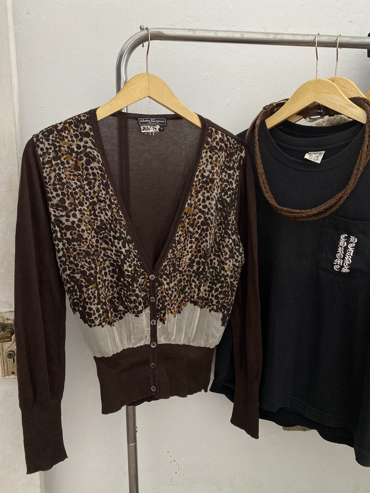 Salvatore Ferragamo × Vintage Vintage Salvatore Ferragamo cardigan Size M / US 6-8 / IT 42-44 - 2 Thumbnail
