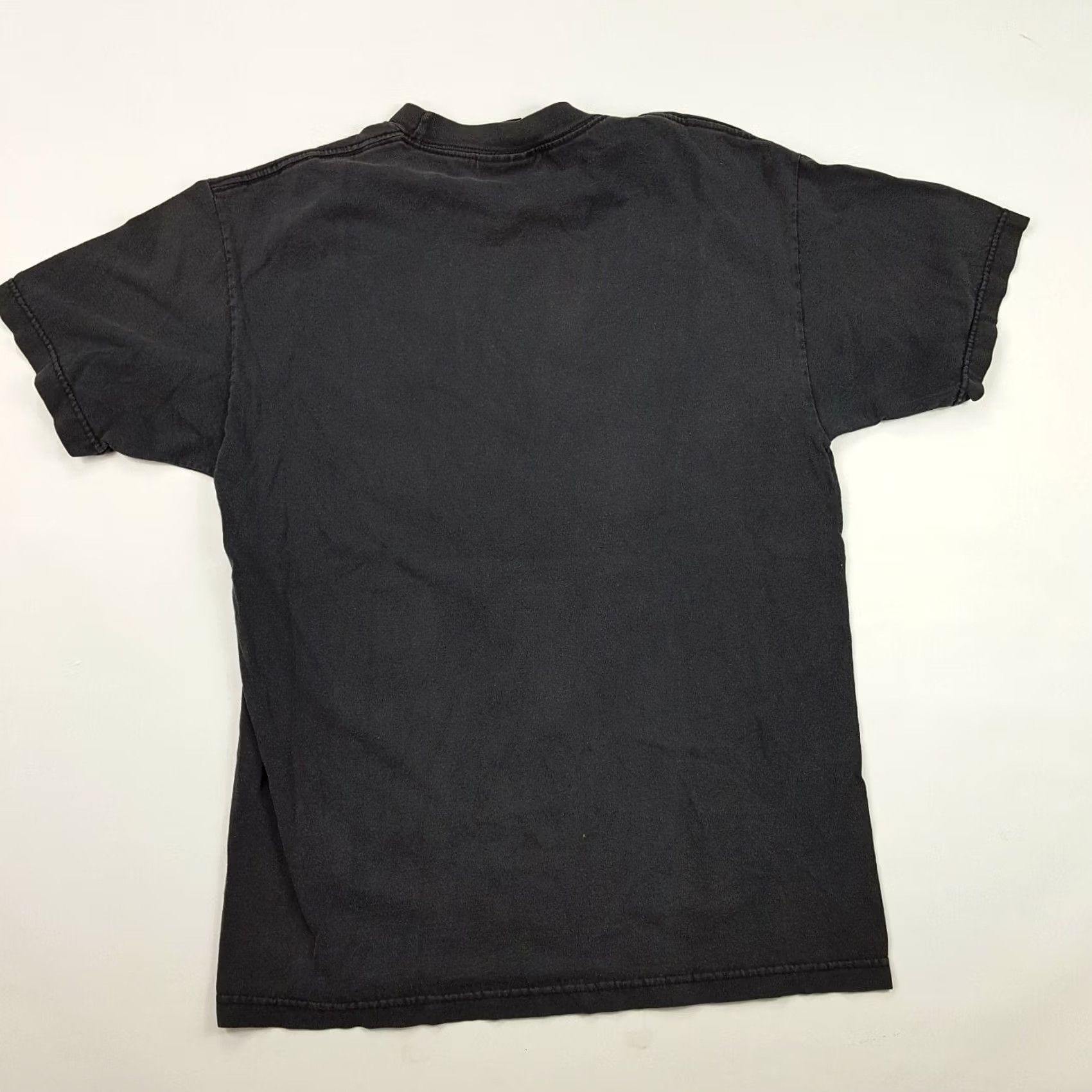 Vintage VINTAGE WWE The City Wrestling T-Shirt Mens M Black Rock Promo 2007 Retro 00s Graphic Print Crew Neck Short Sleeve Size US M / EU 48-50 / 2 - 6 Thumbnail