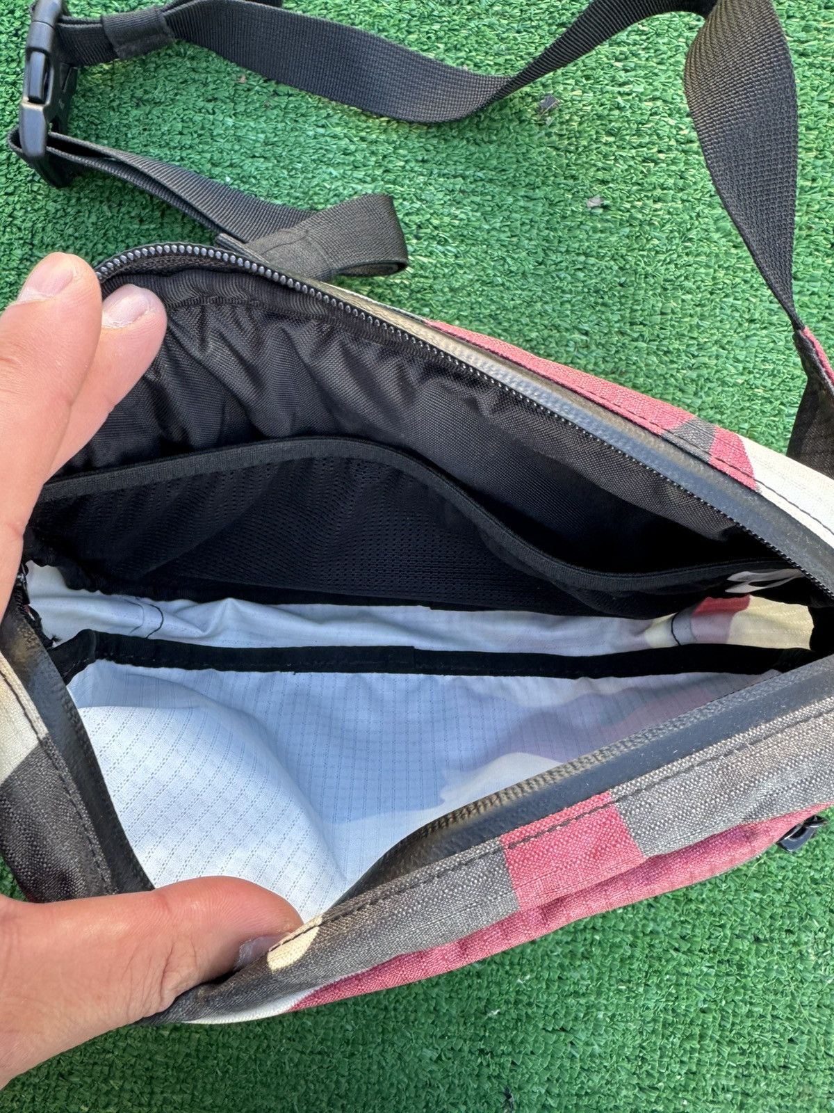 Supreme Supreme SS21 Red Camp Side Bag Size ONE SIZE - 3 Thumbnail