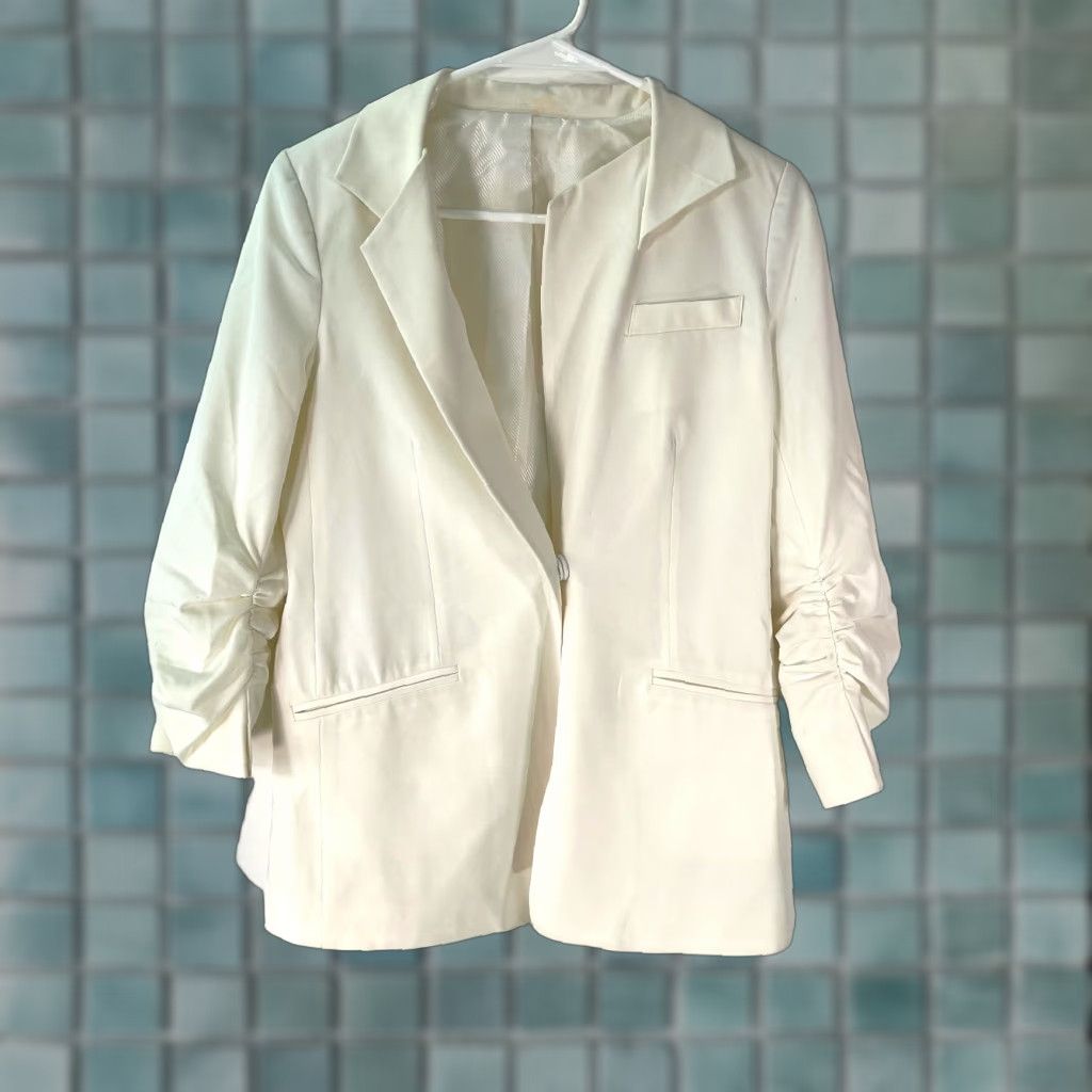 Vintage Womens Blazer Shirt Cream Formal Notch Lapel Ruched Long Sleeves Size M Size M / US 6-8 / IT 42-44 - 1 Thumbnail