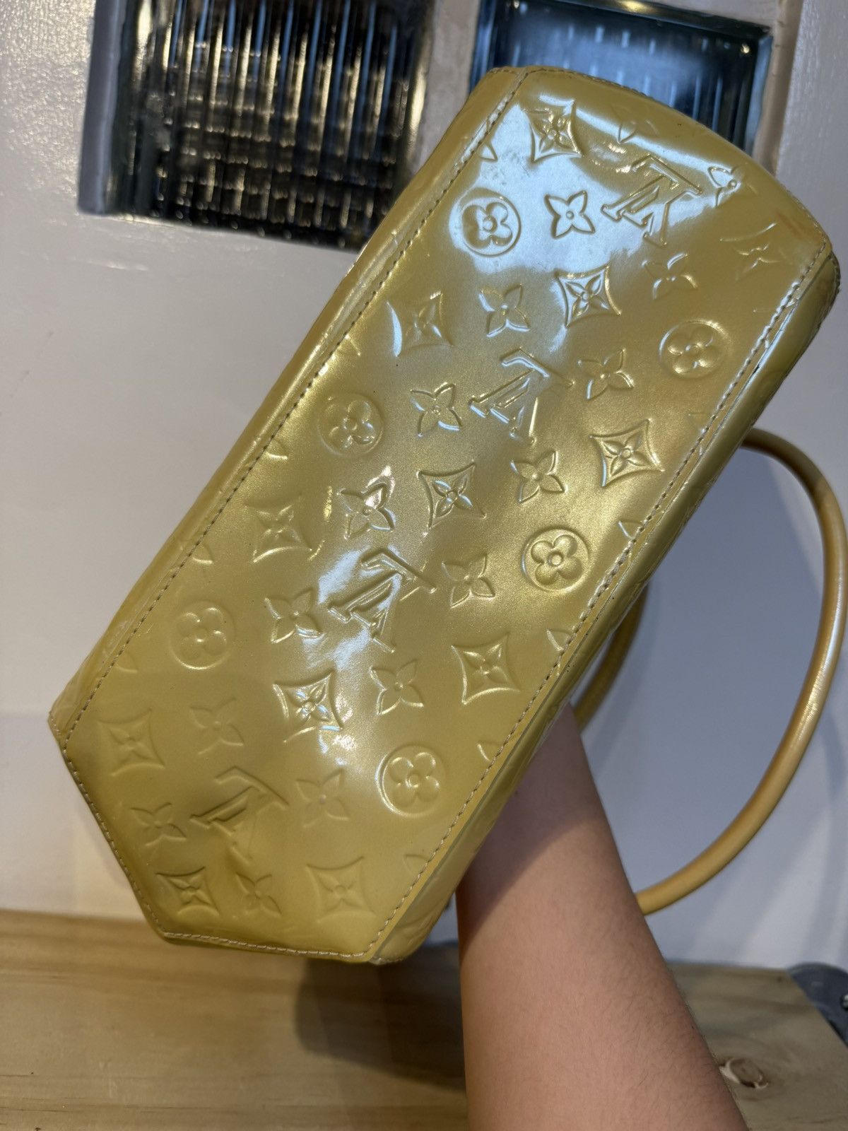 Louis Vuitton Louis Vuitton Vernis Sherwood PM Shoulderbag Size ONE SIZE - 6 Thumbnail