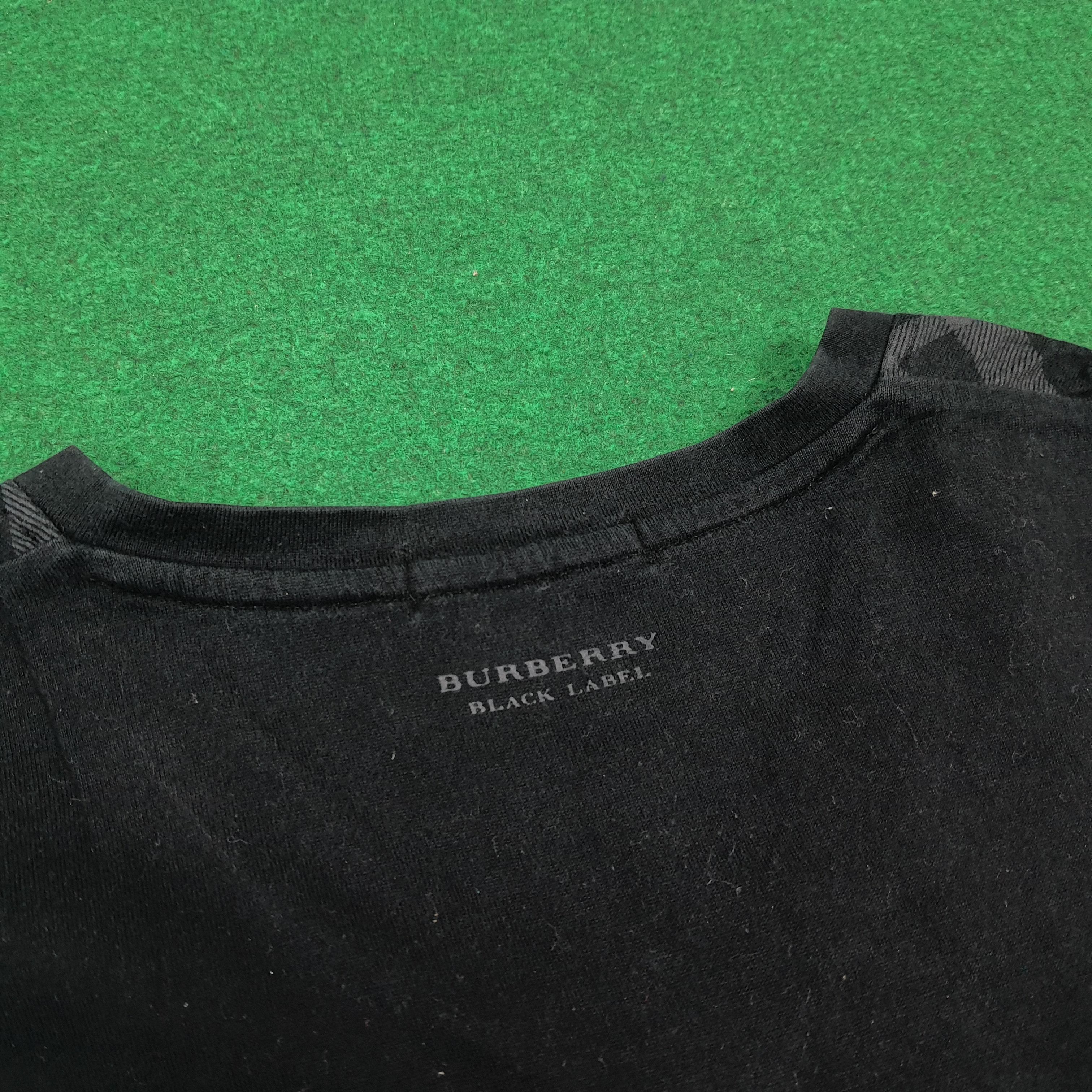Burberry Vintage Burberry Black Label V Neck Tshirt C294N62 Size S / US 4 / IT 40 - 4 Thumbnail