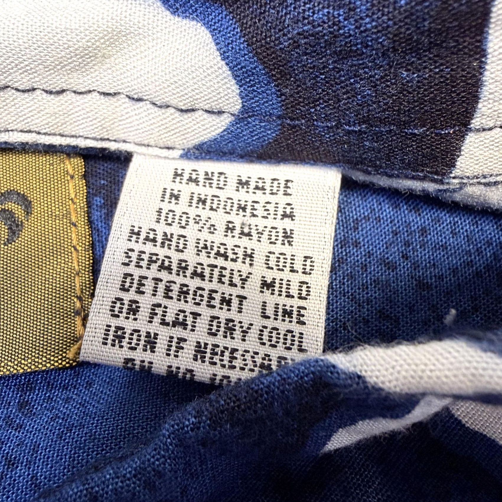 Vintage Dreamland Hawaiian Shirt Mens XL Blue Rayon Aloha Floral Button-Front Short Sleeve Size US XL / EU 56 / 4 - 4 Thumbnail