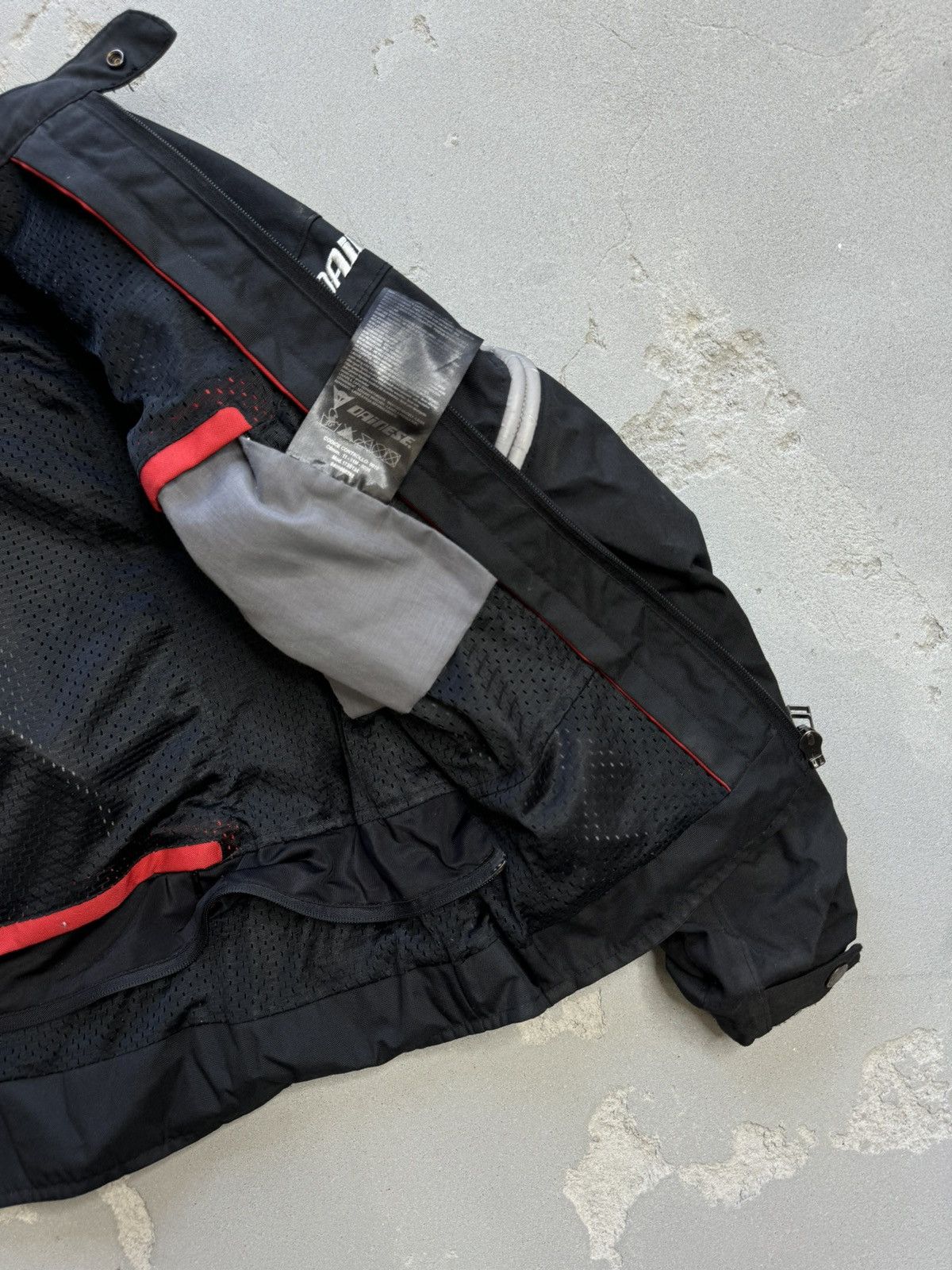 Dainese Vintage Dainese VR46 Rossi Rider Racing Jacket Size US L / EU 52-54 / 3 - 8 Thumbnail