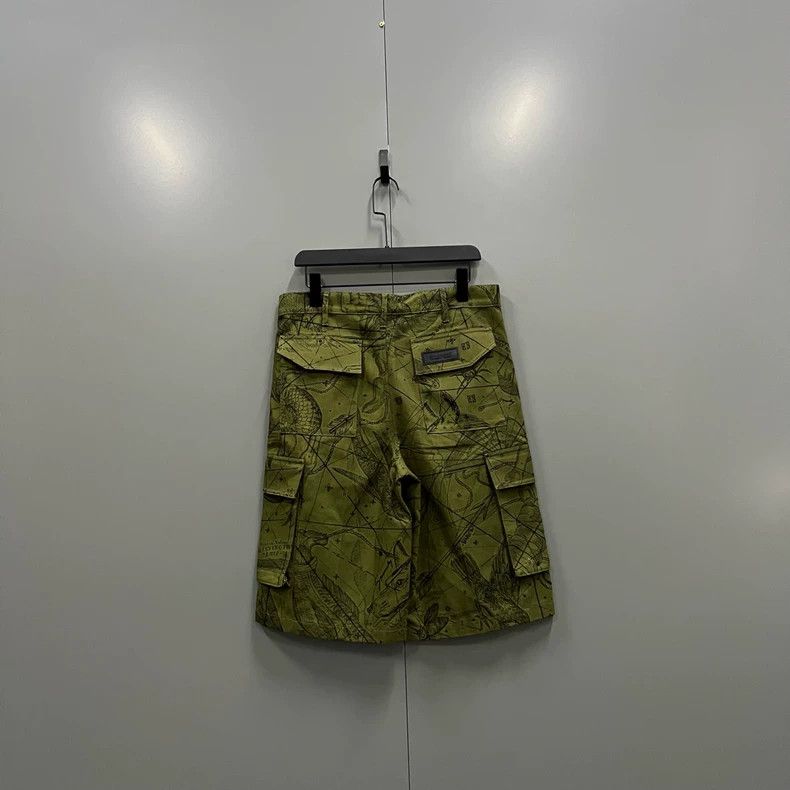 Givenchy Givenchy Size46 Graffiti Animal Line Print Shorts Size US 31 - 2 Thumbnail