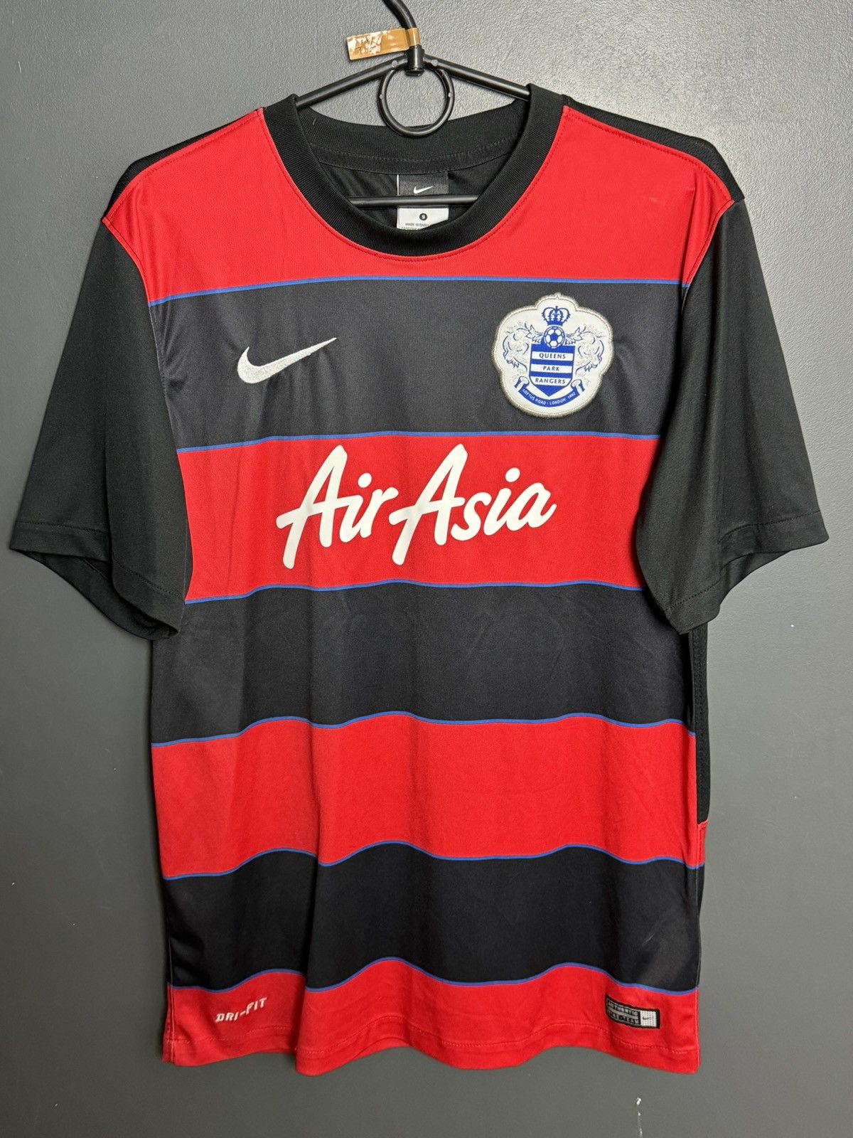 Nike Queens Park Rangers 15/16 Away Football Jersey Size US S / EU 44-46 / 1 - 1 Thumbnail