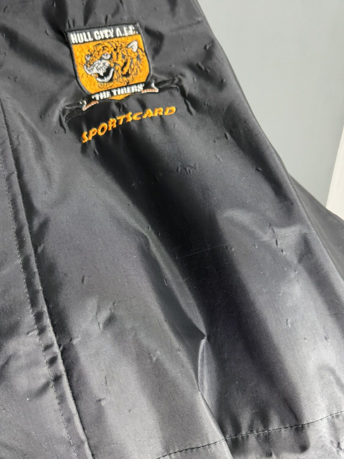 Other Hull City Training Football Jacket Size US L / EU 52-54 / 3 - 8 Thumbnail