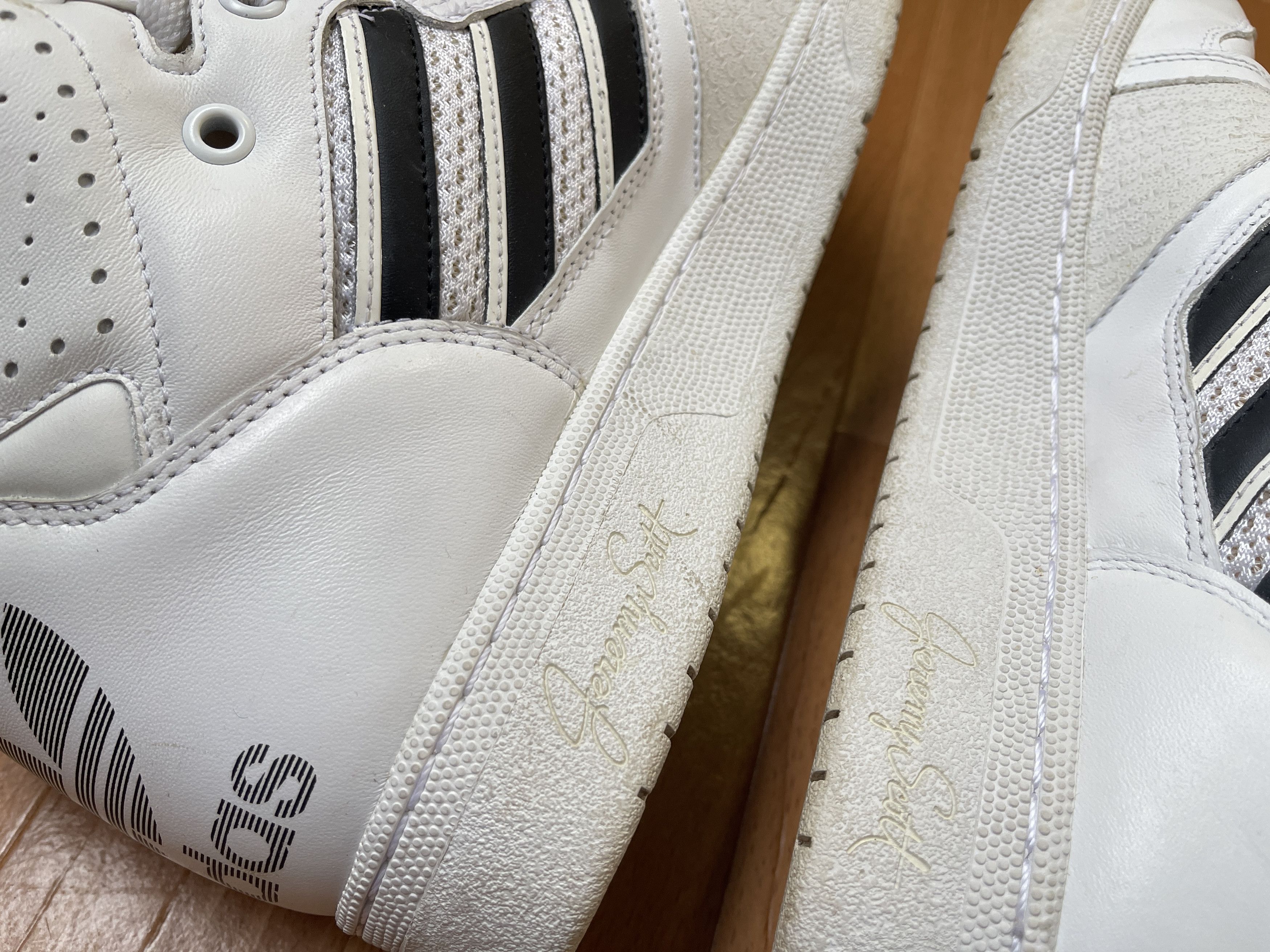 Adidas × Jeremy Scott Adidas sneakers, Jeremy Scott Instinct, Hi Top shoes, V24529 Size US 9 / EU 42 - 13 Thumbnail