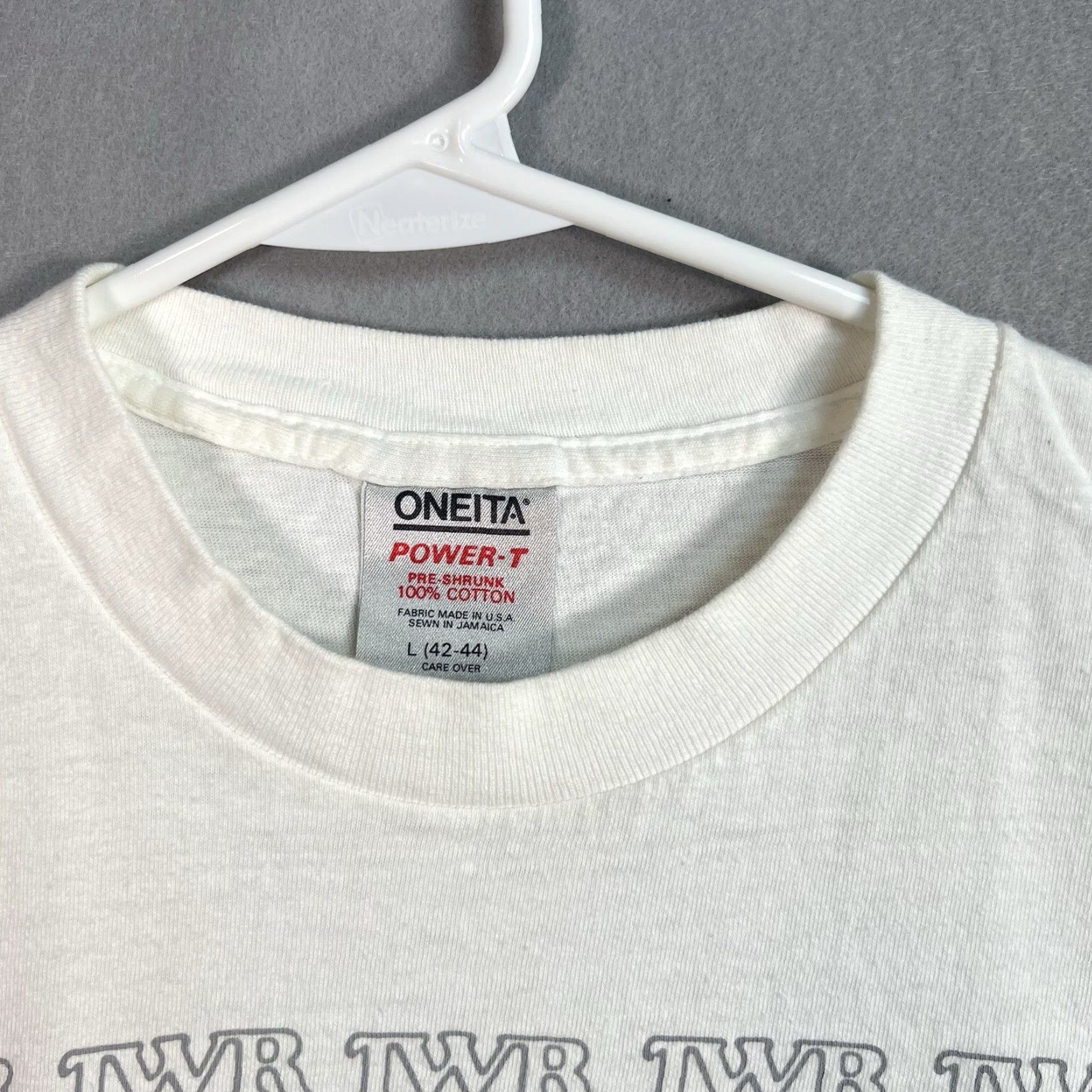 Vintage VINTAGE 1990s Jaguar XJR-12 Racing Car T Shirt Adult Mens Large White Nike Shirt Boy? Size US L / EU 52-54 / 3 - 5 Thumbnail