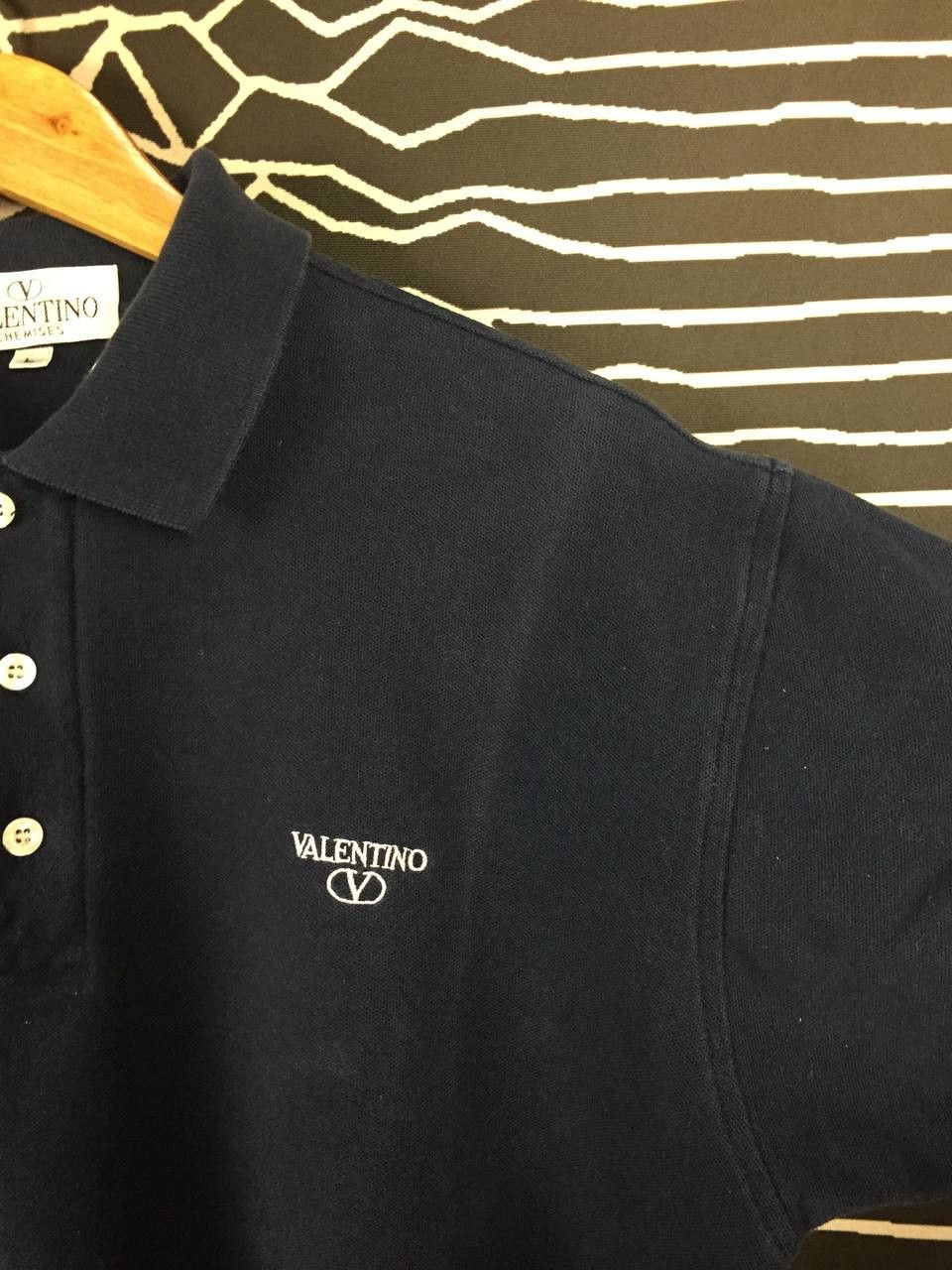 Valentino Vtg Valentino Chemises Embroidered Logo Polo Shirt Size US L / EU 52-54 / 3 - 5 Thumbnail