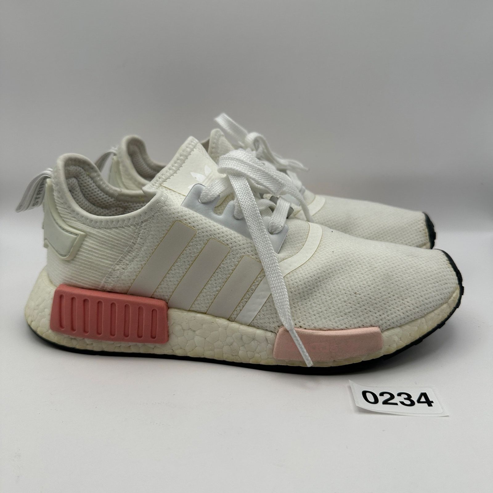 Adidas ADIDAS NMD R1 Women's 7.5 BY9952 BOOST Athletic Sneaker Size US 7.5 / IT 37.5 - 3 Thumbnail