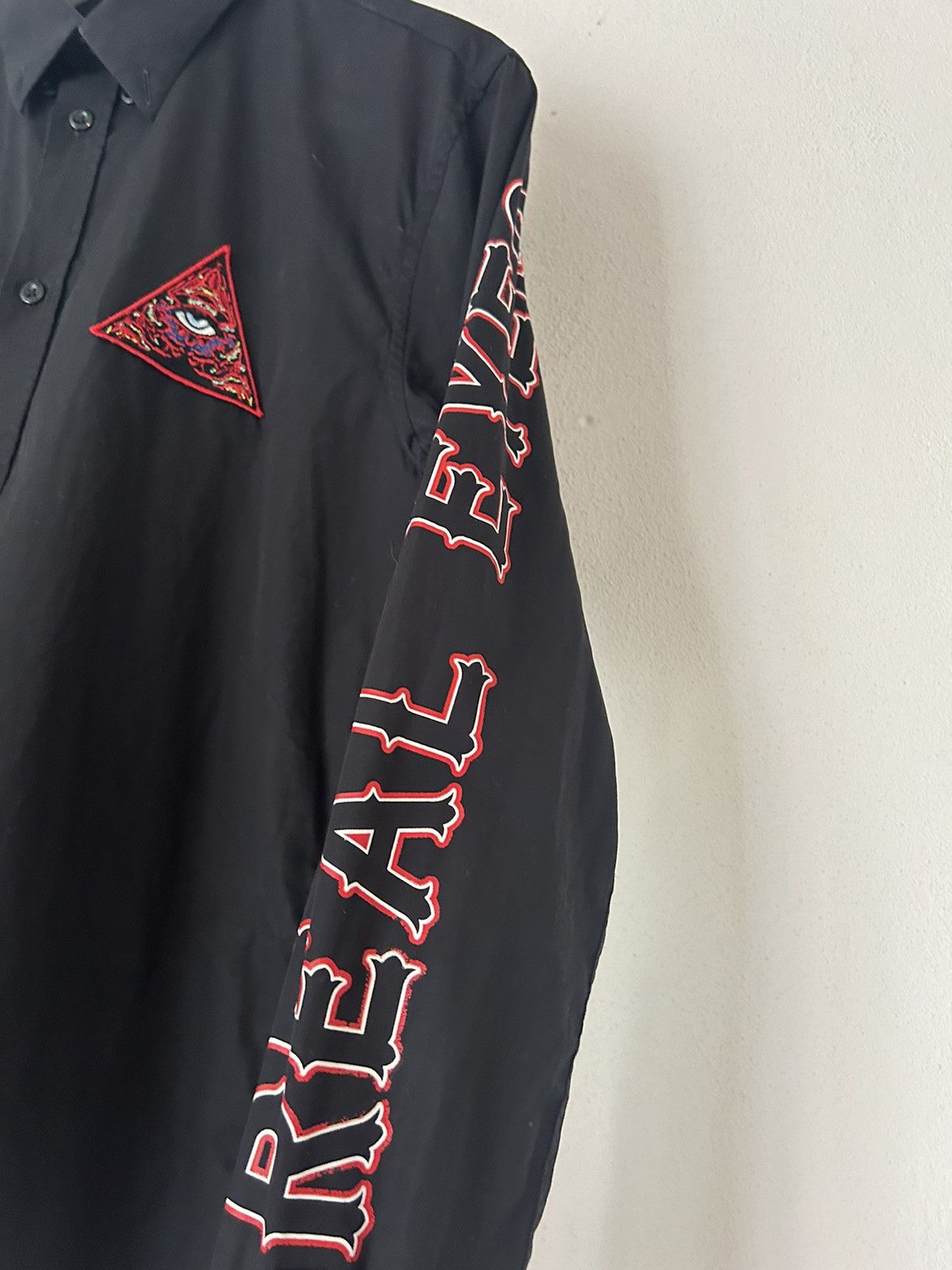 Givenchy ‘Real Eyes Realize Real Lies’ Black Button-Up Shirt Size US M / EU 48-50 / 2 - 3 Thumbnail